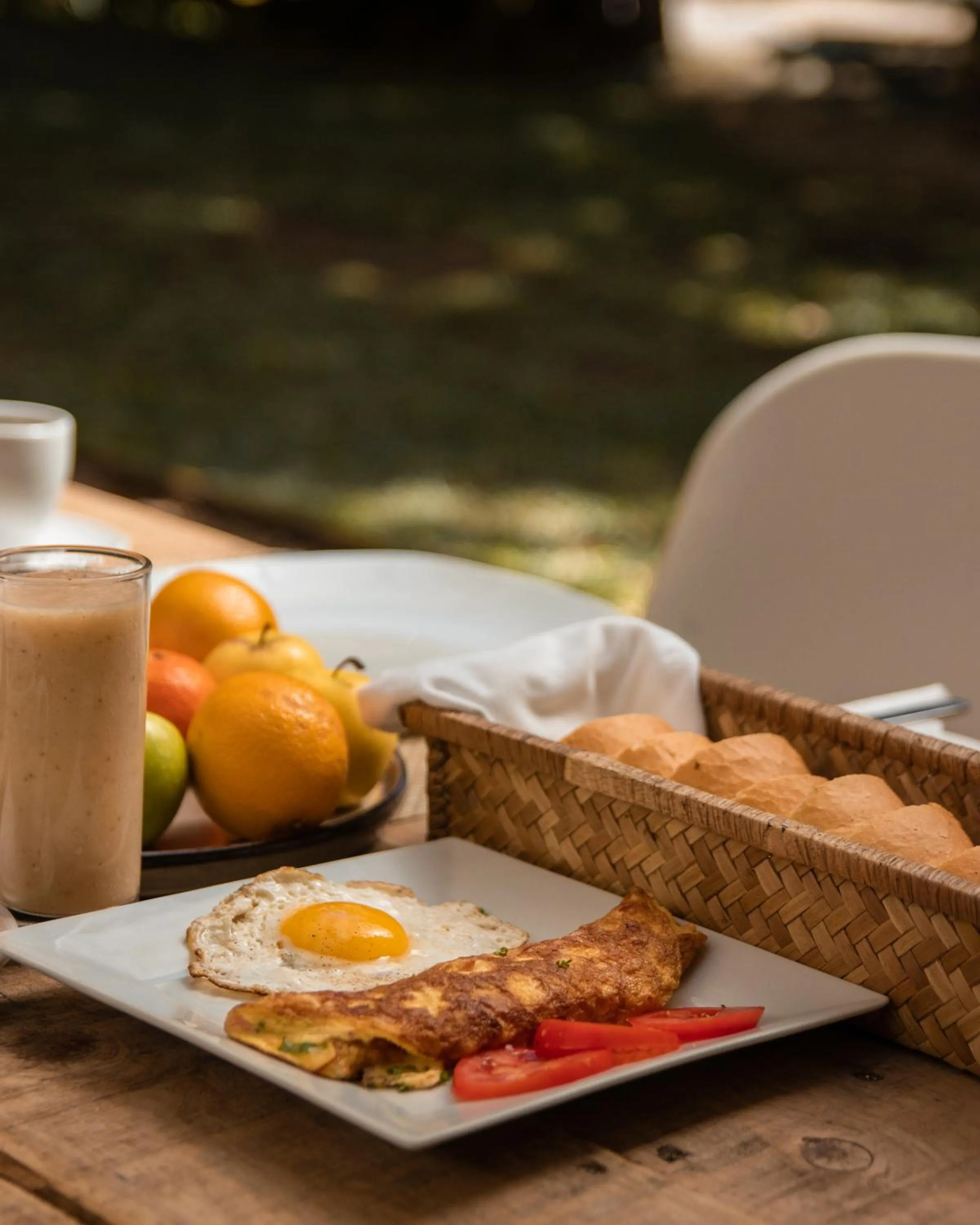 Food and drinks in Nativ Lodge and Spa