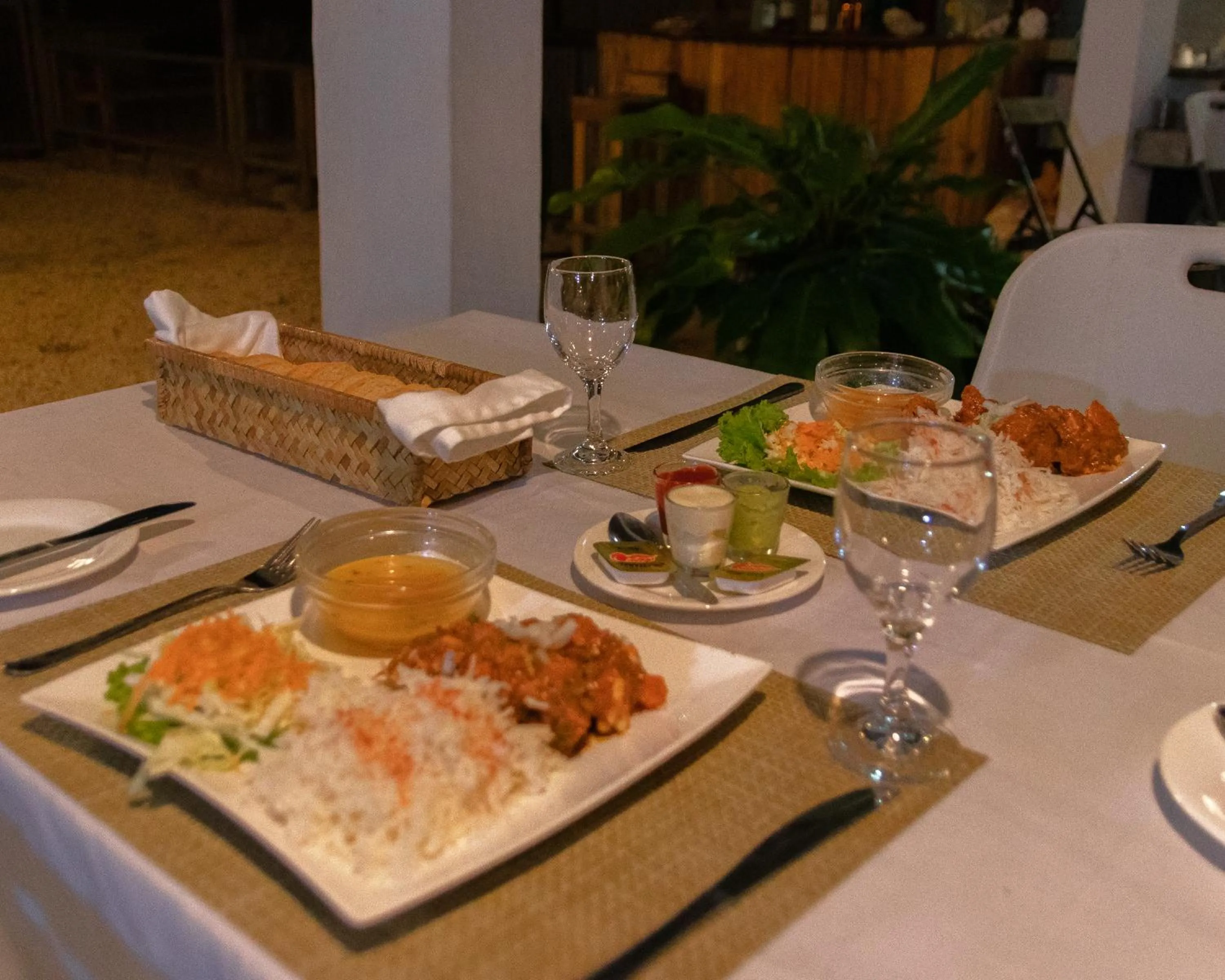 Restaurant/places to eat in Nativ Lodge and Spa