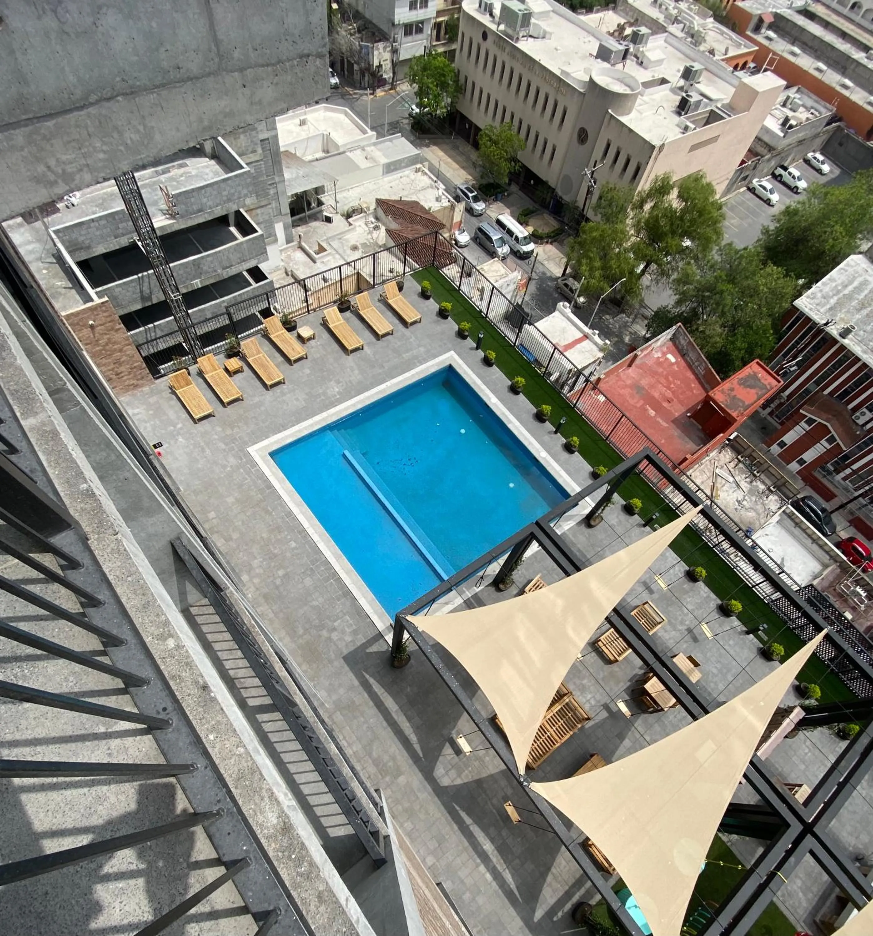 Balcony/Terrace in Lux 2 bedroom apartment, swimming pool, gym and free parking spot in Macro Plaza area