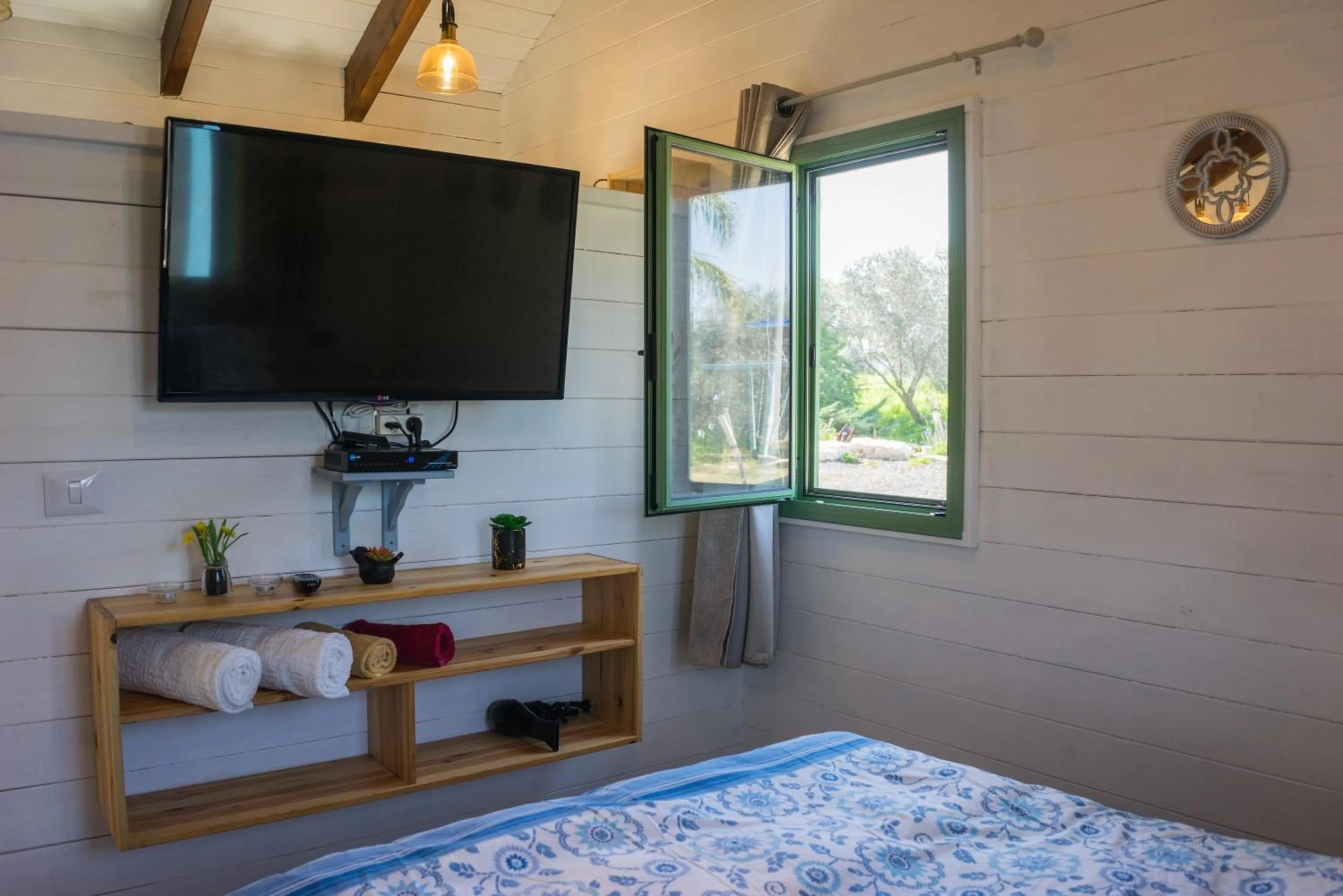 Bed in Provence in the Valley