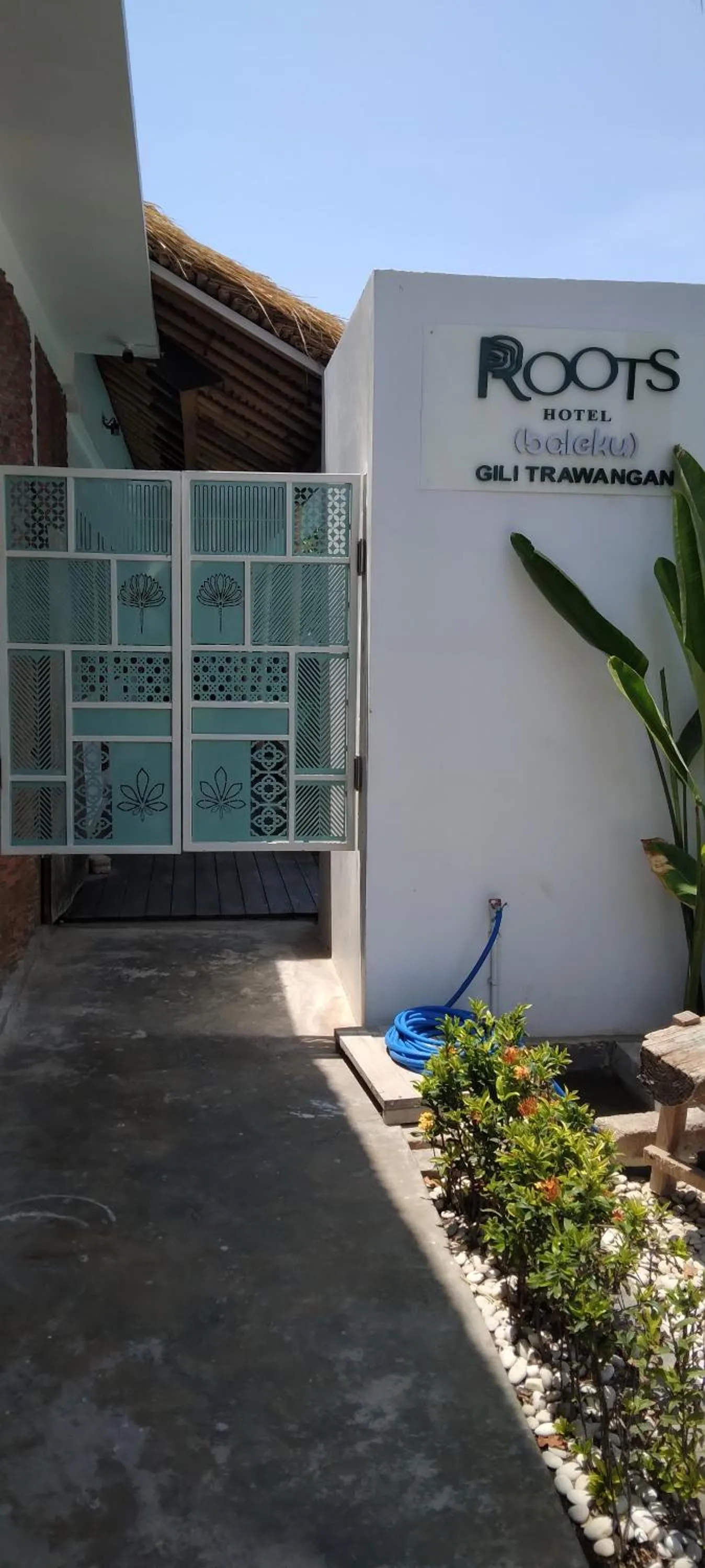 Property building in Roots Hotel Trawangan