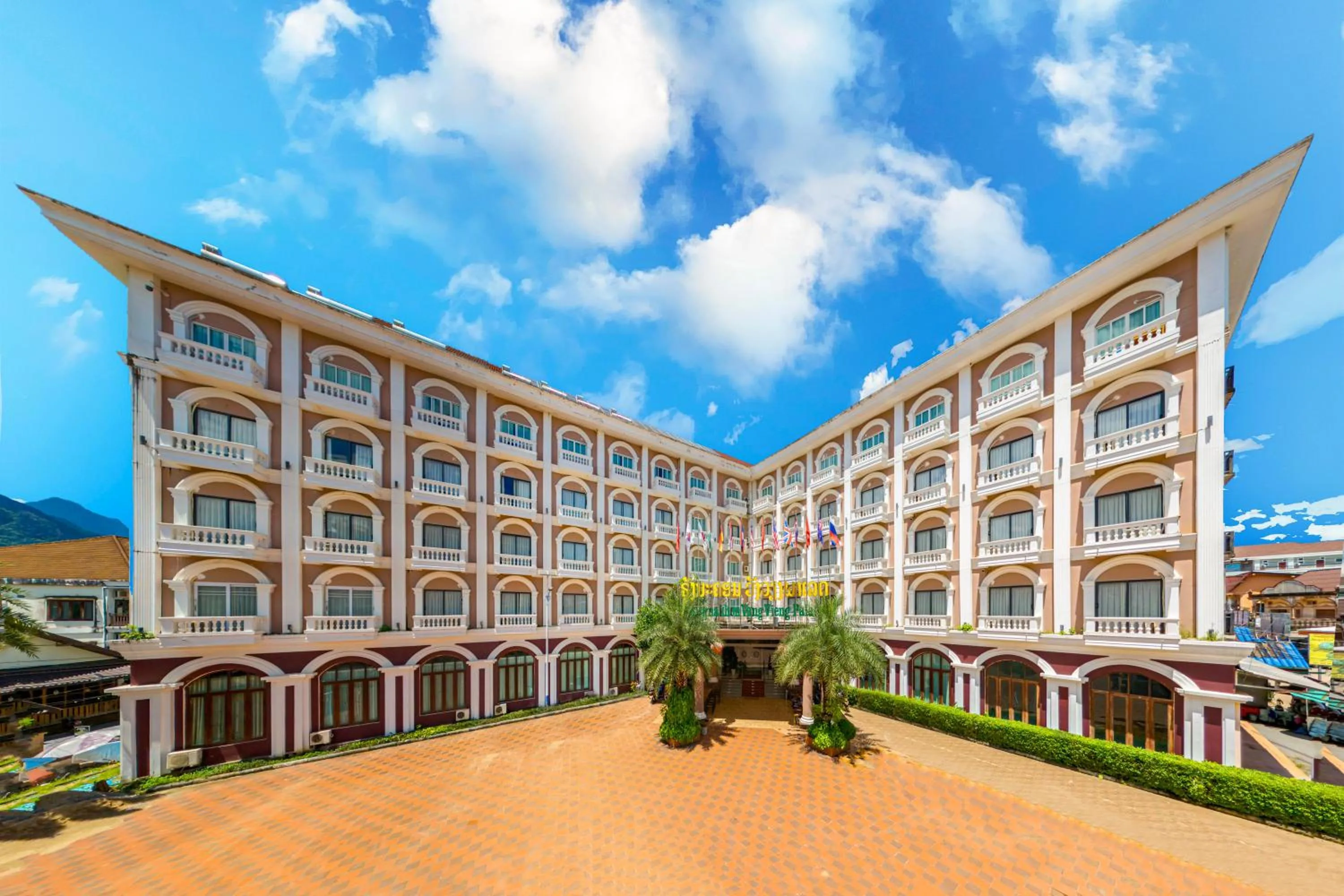 Property building in Lisha Roungnakhone Hotel