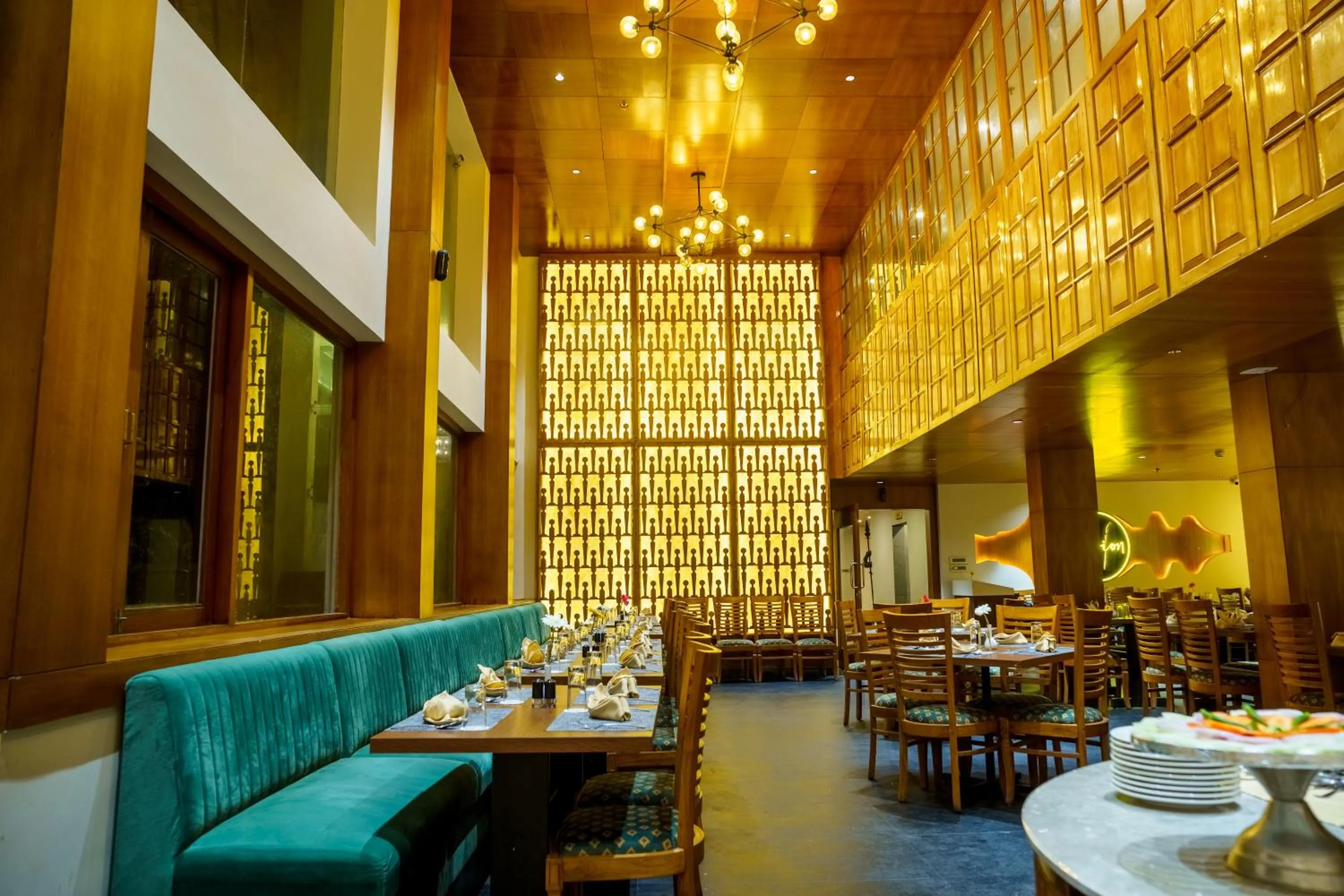 Restaurant/places to eat in ORSINO RESORT MALL ROAD