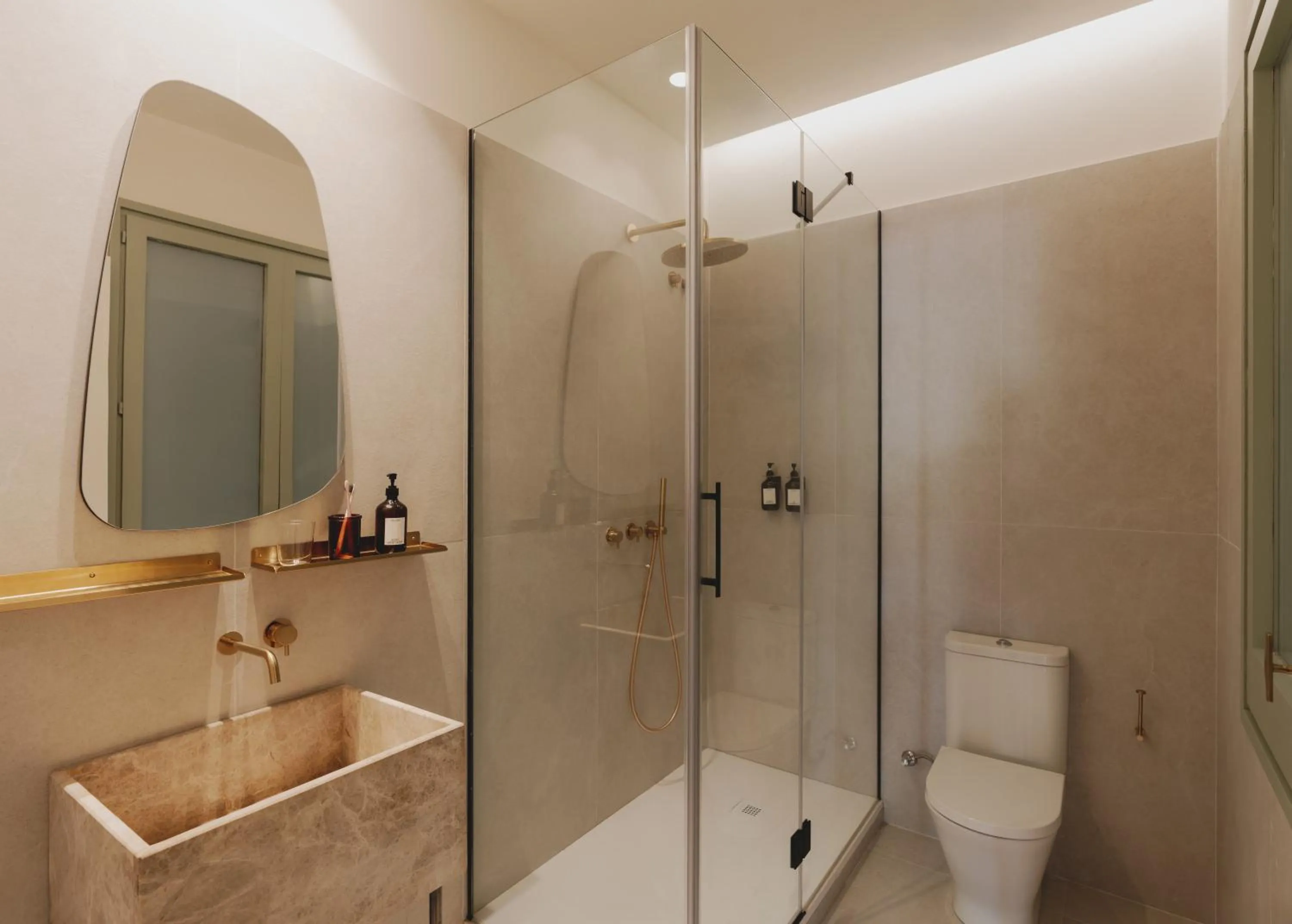 Shower in Casa Llimona Hotel Boutique