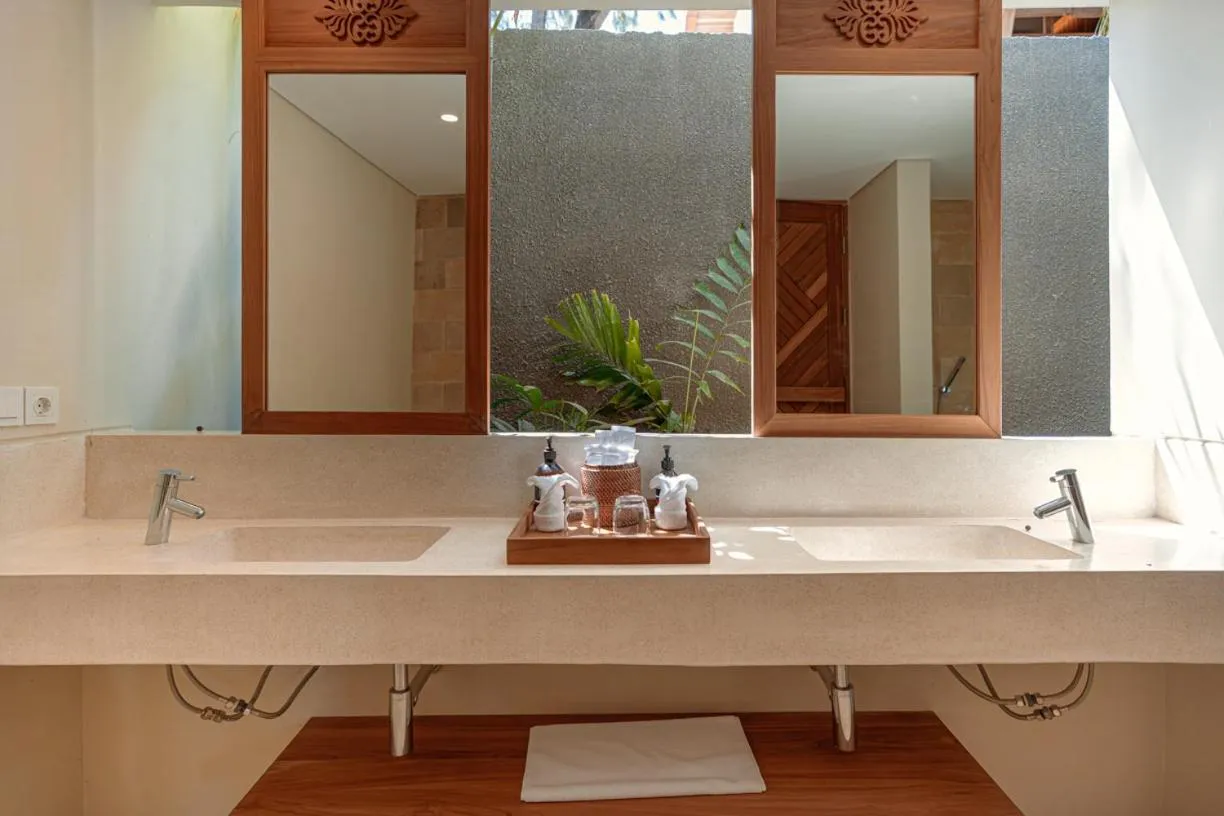 Bathroom in Cocana Resort Gili Trawangan