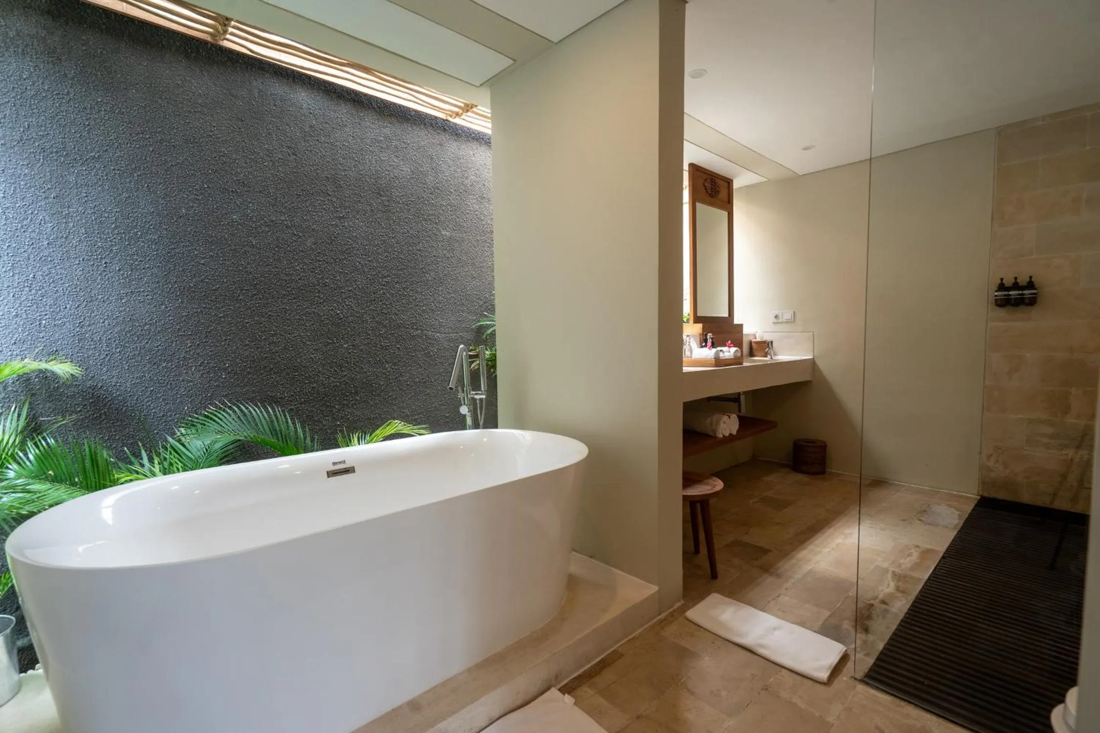 Bathroom in Cocana Resort Gili Trawangan