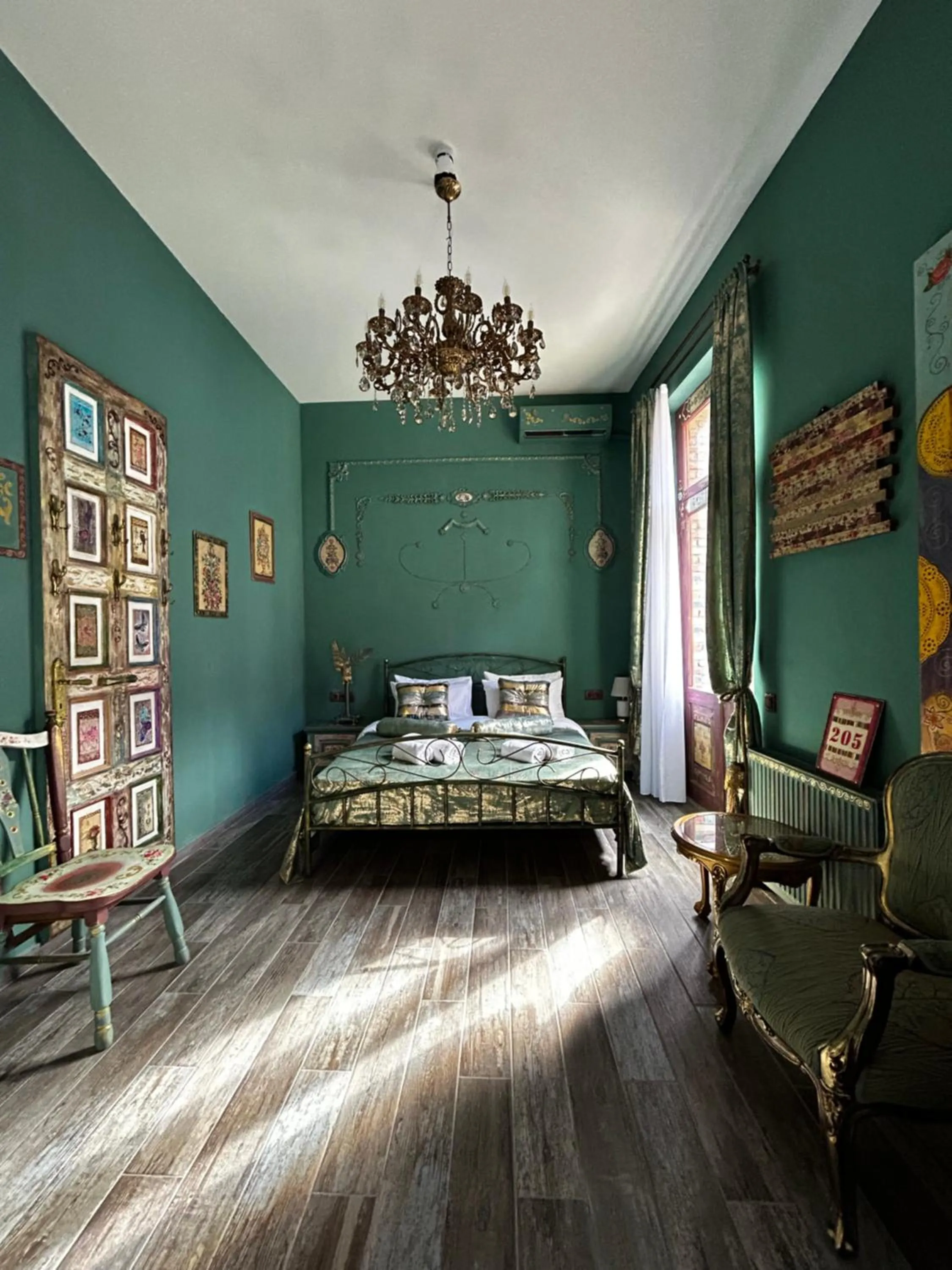 Bed in Hotel Zerta Old Tbilisi