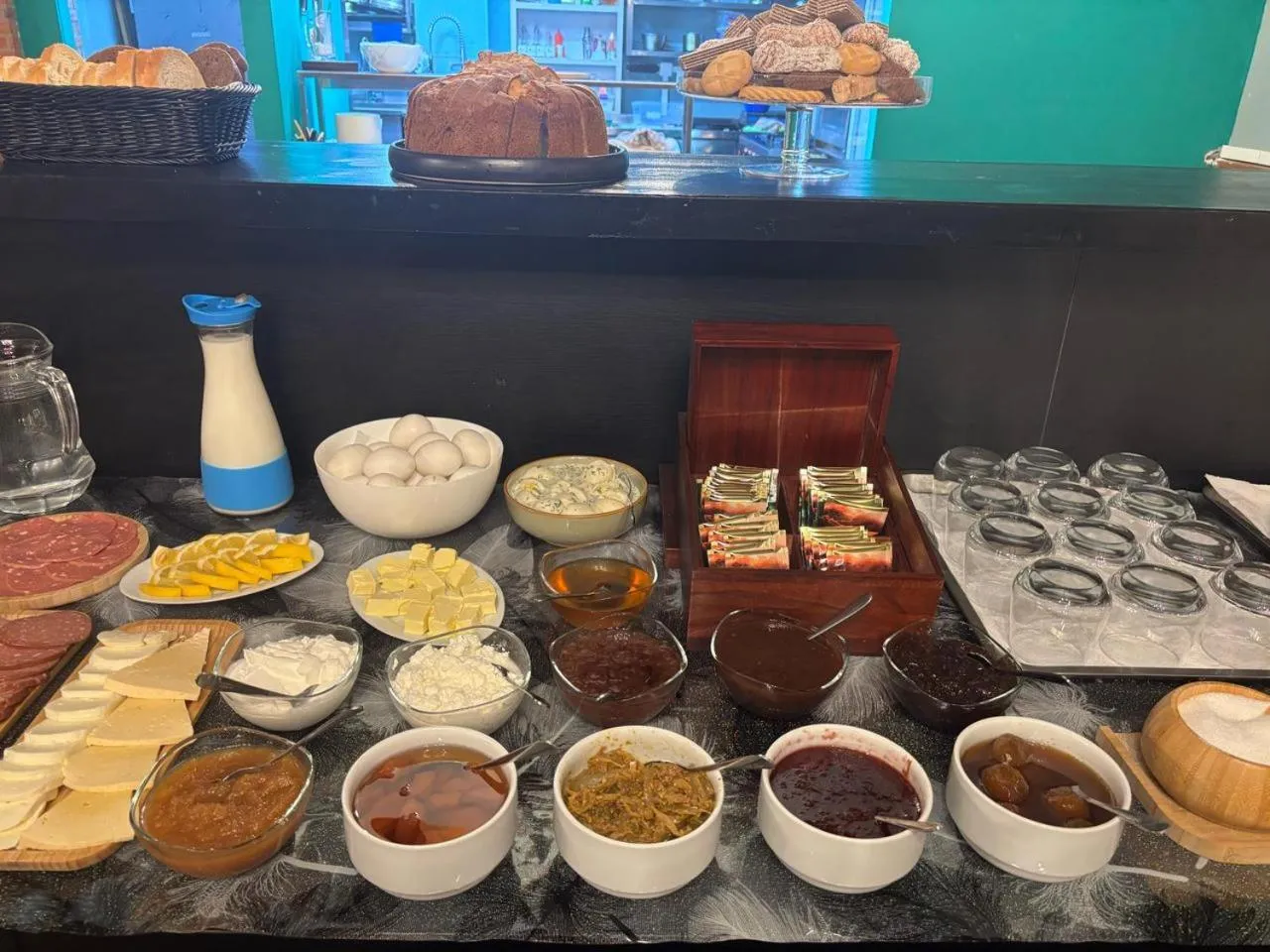 Food and drinks in Hotel Zerta Old Tbilisi