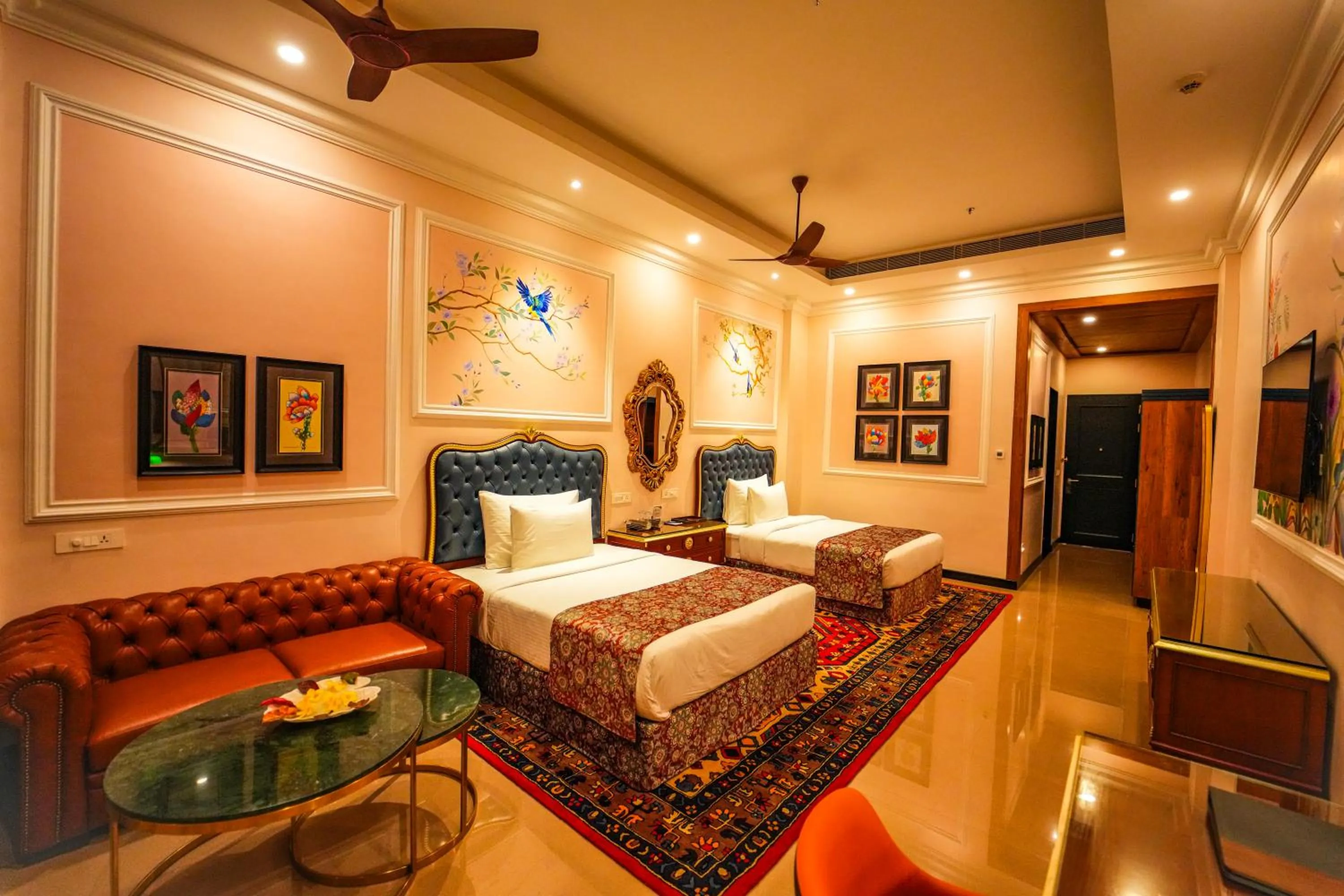 Bed in Mayfair Oasis Resort & Convention