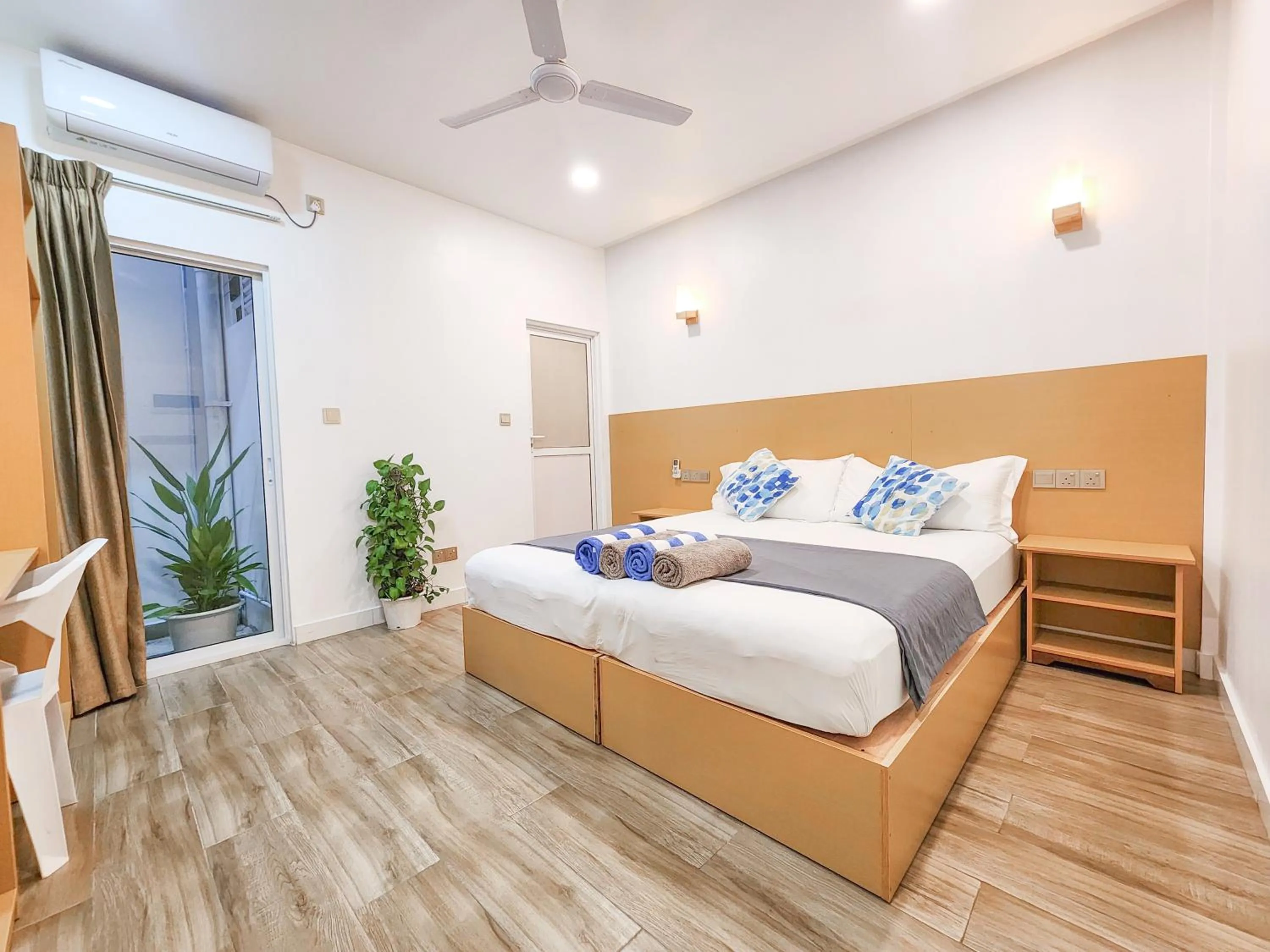 Photo of the whole room, Bed in Raalhu Fonu Maldives