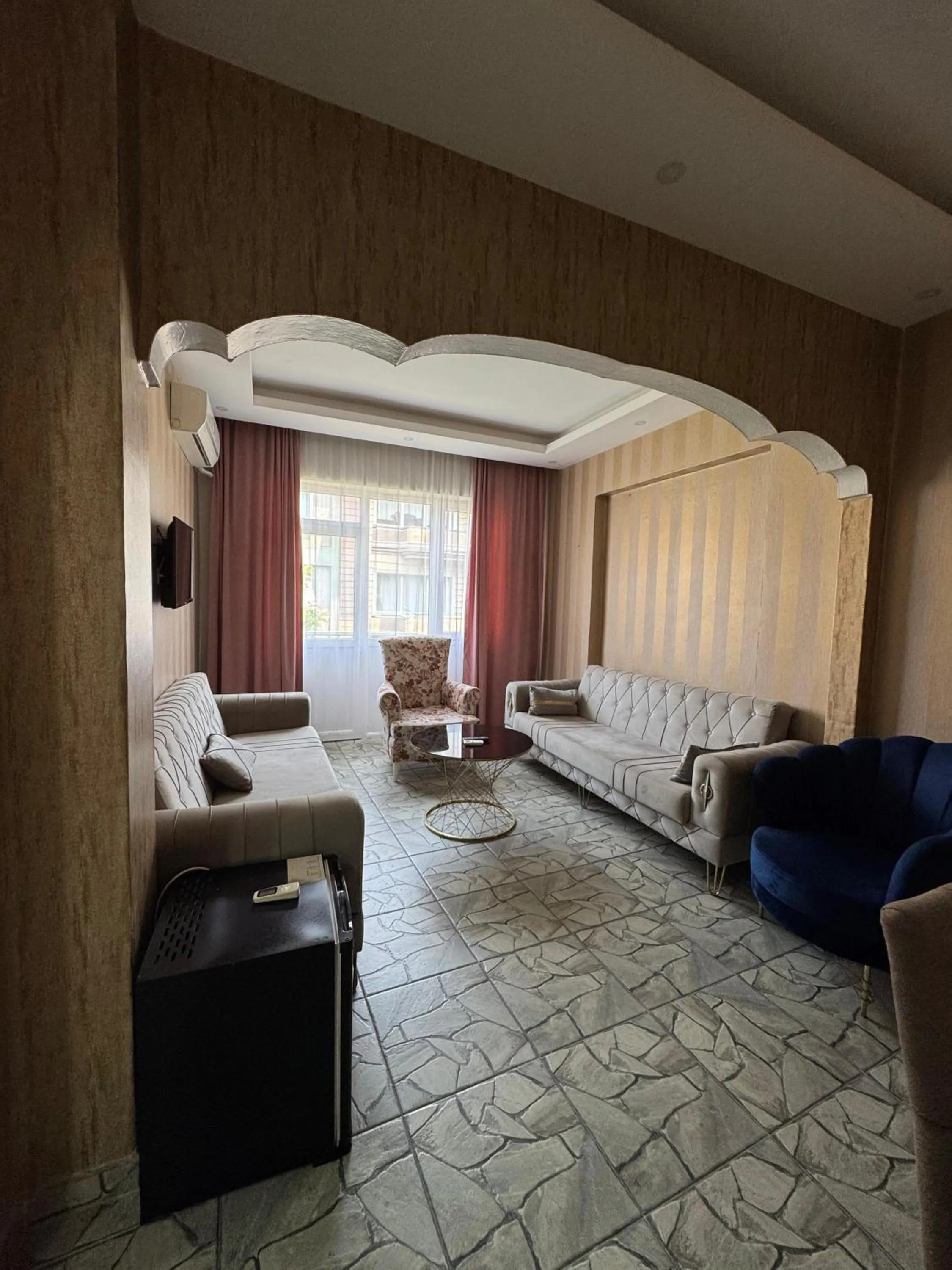 Communal lounge/ TV room, Bed in beyzade apart hotel