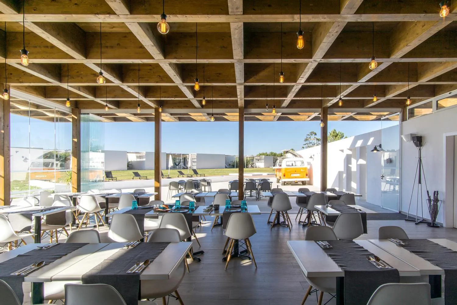 Restaurant/places to eat in Pe no Monte
