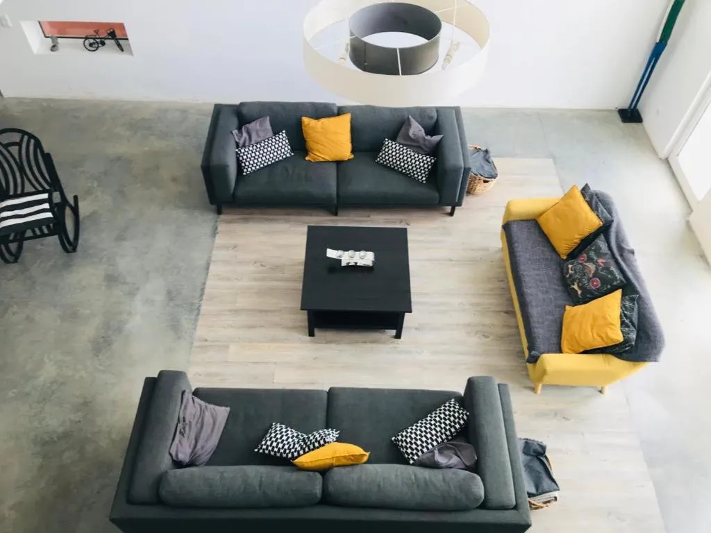 Communal lounge/ TV room in Pe no Monte
