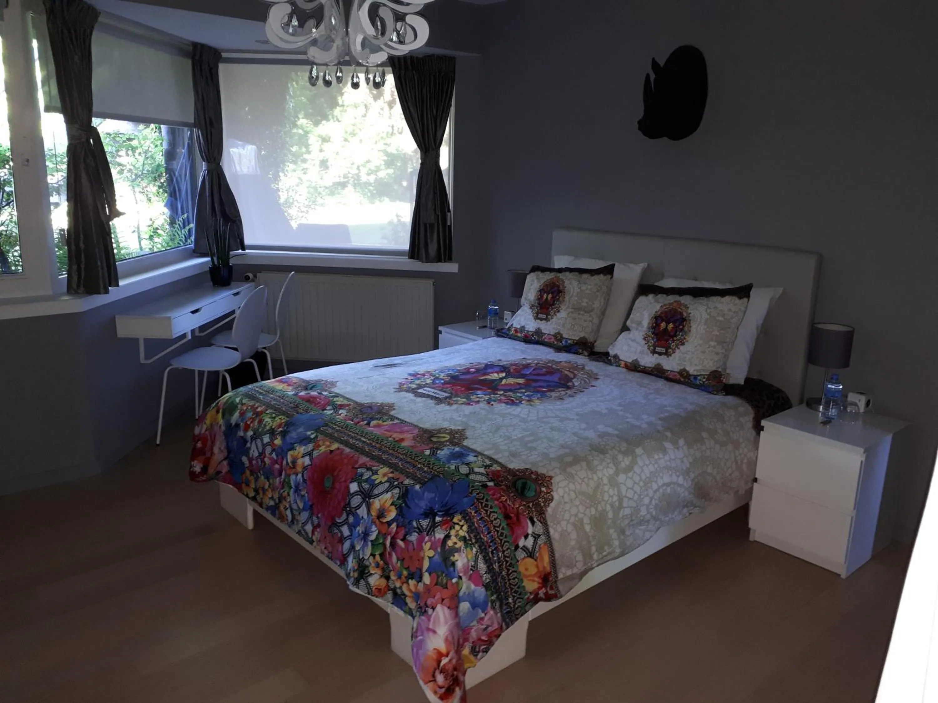 Photo of the whole room, Bed in B&B Uccle