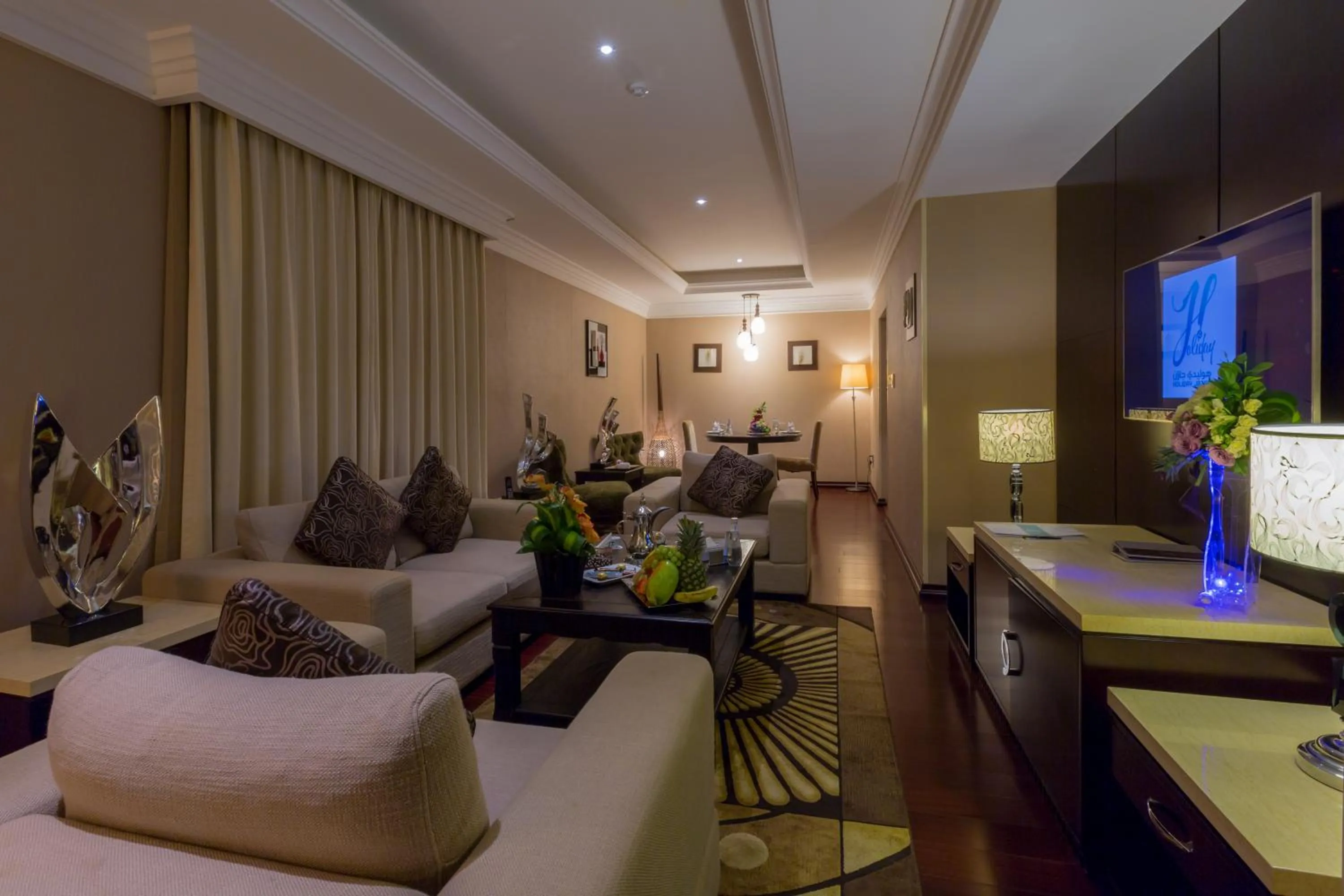 TV and multimedia in Holiday Jazan Hotel