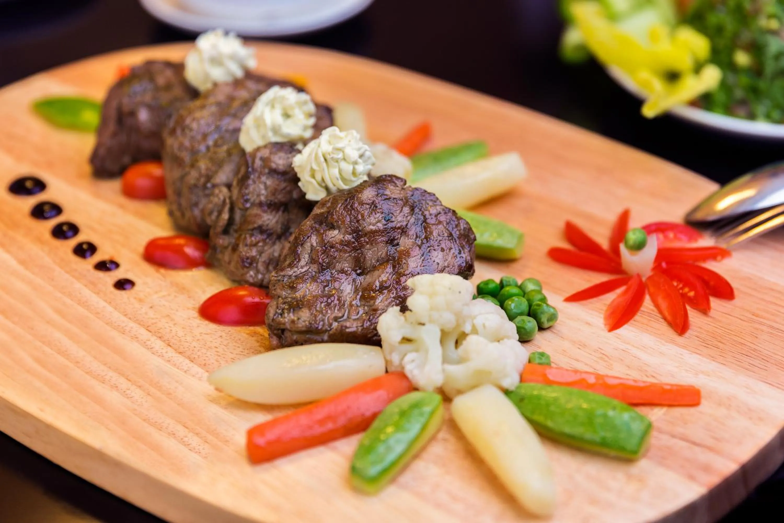 Food in Holiday Jazan Hotel