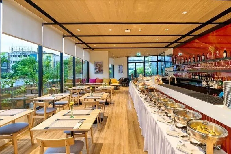 Breakfast in MO Hotel Bangkok