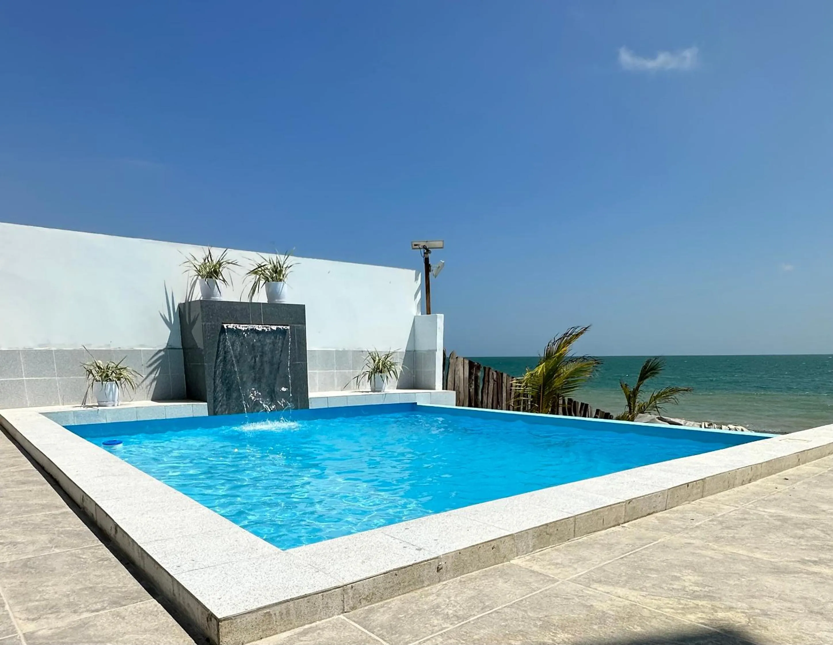Swimming pool in Las Fragatas Casa Hotel