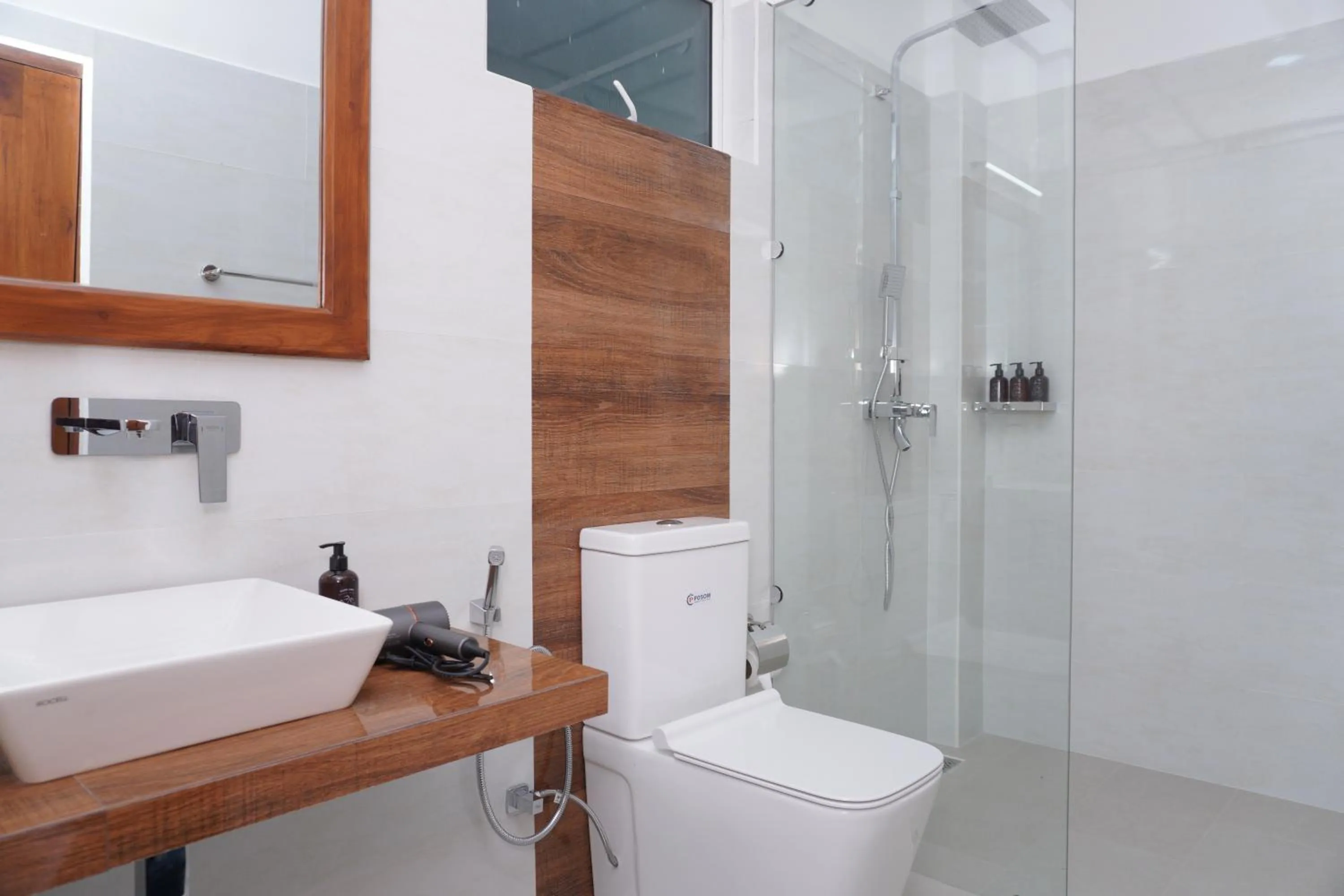 Bathroom in SURF UNA BEACH HOTEL