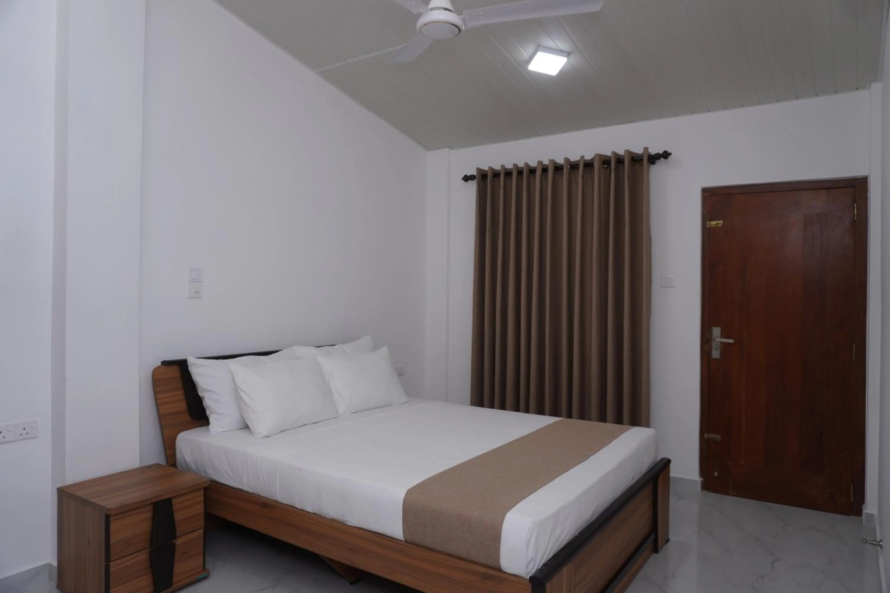Bedroom, Bed in SURF UNA BEACH HOTEL