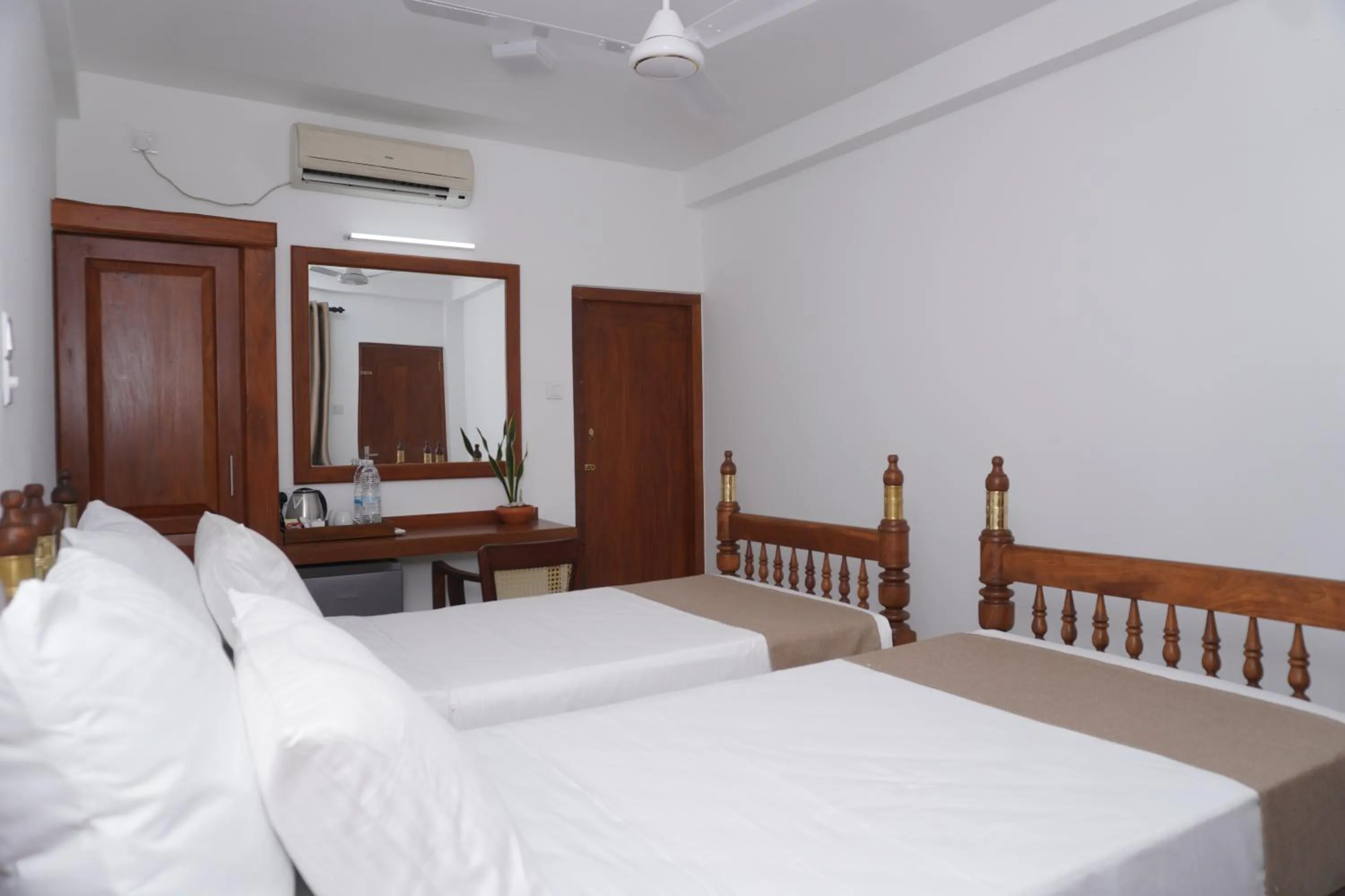 Bedroom, Bed in SURF UNA BEACH HOTEL