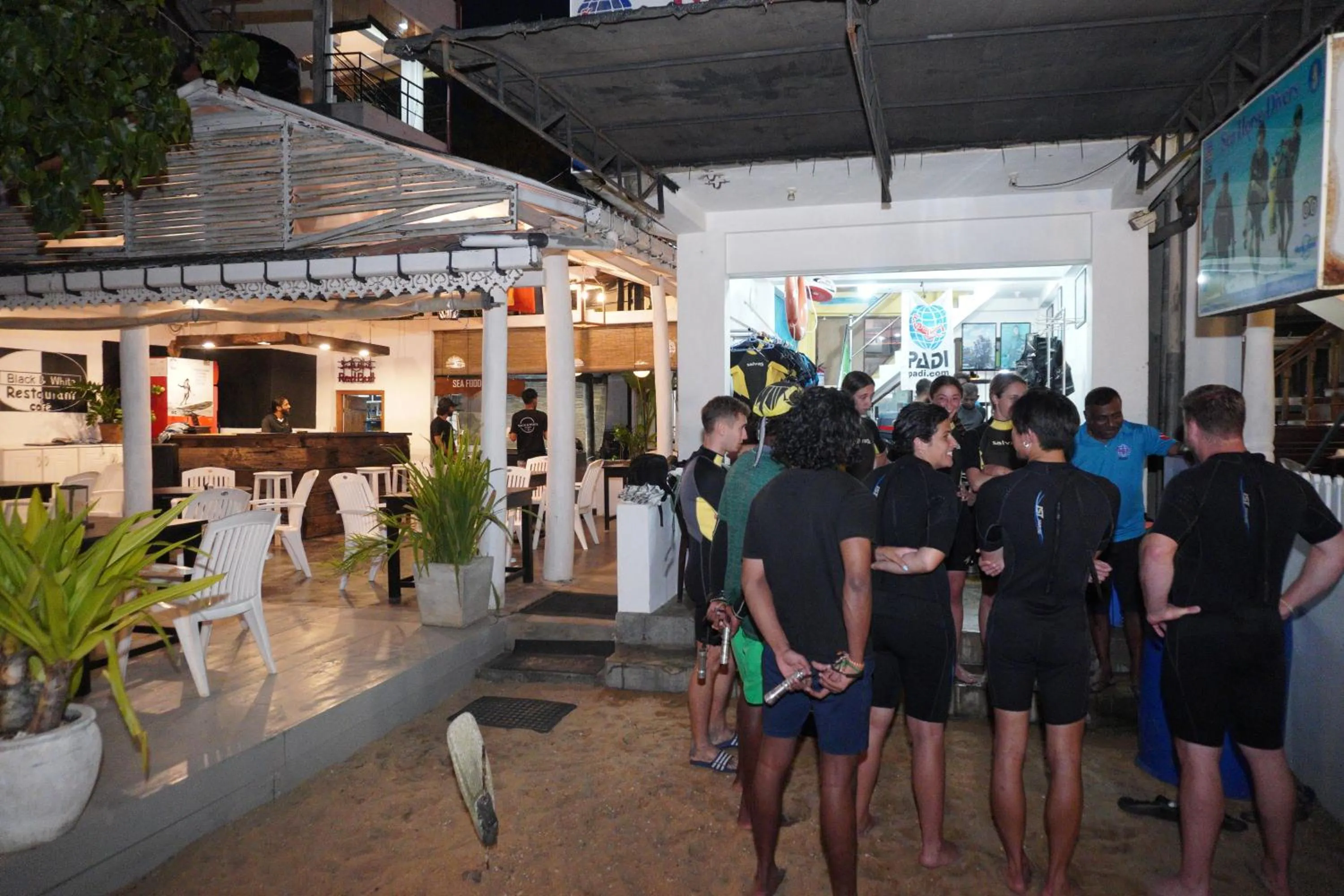 Fishing in SURF UNA BEACH HOTEL
