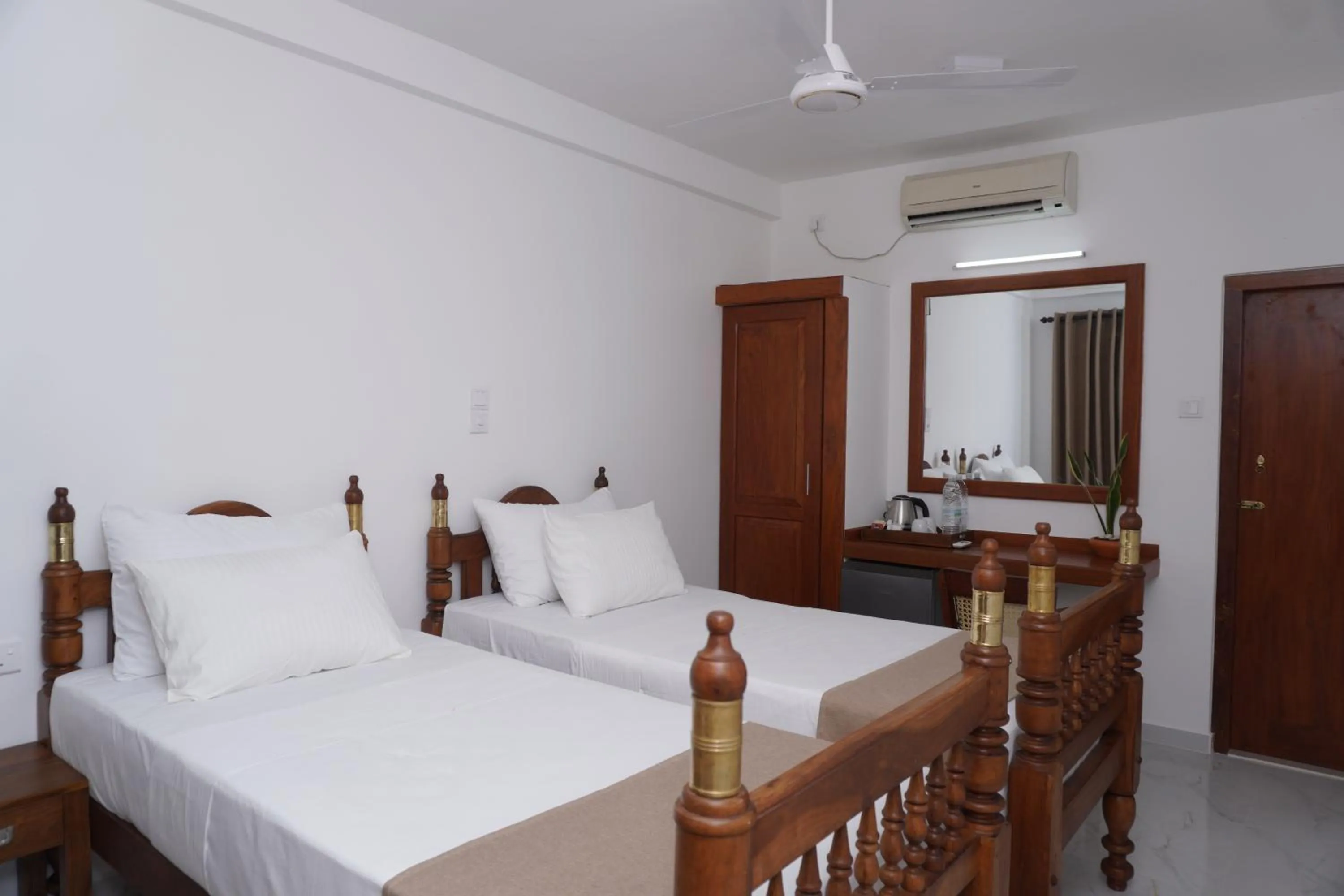 Bedroom, Bed in SURF UNA BEACH HOTEL