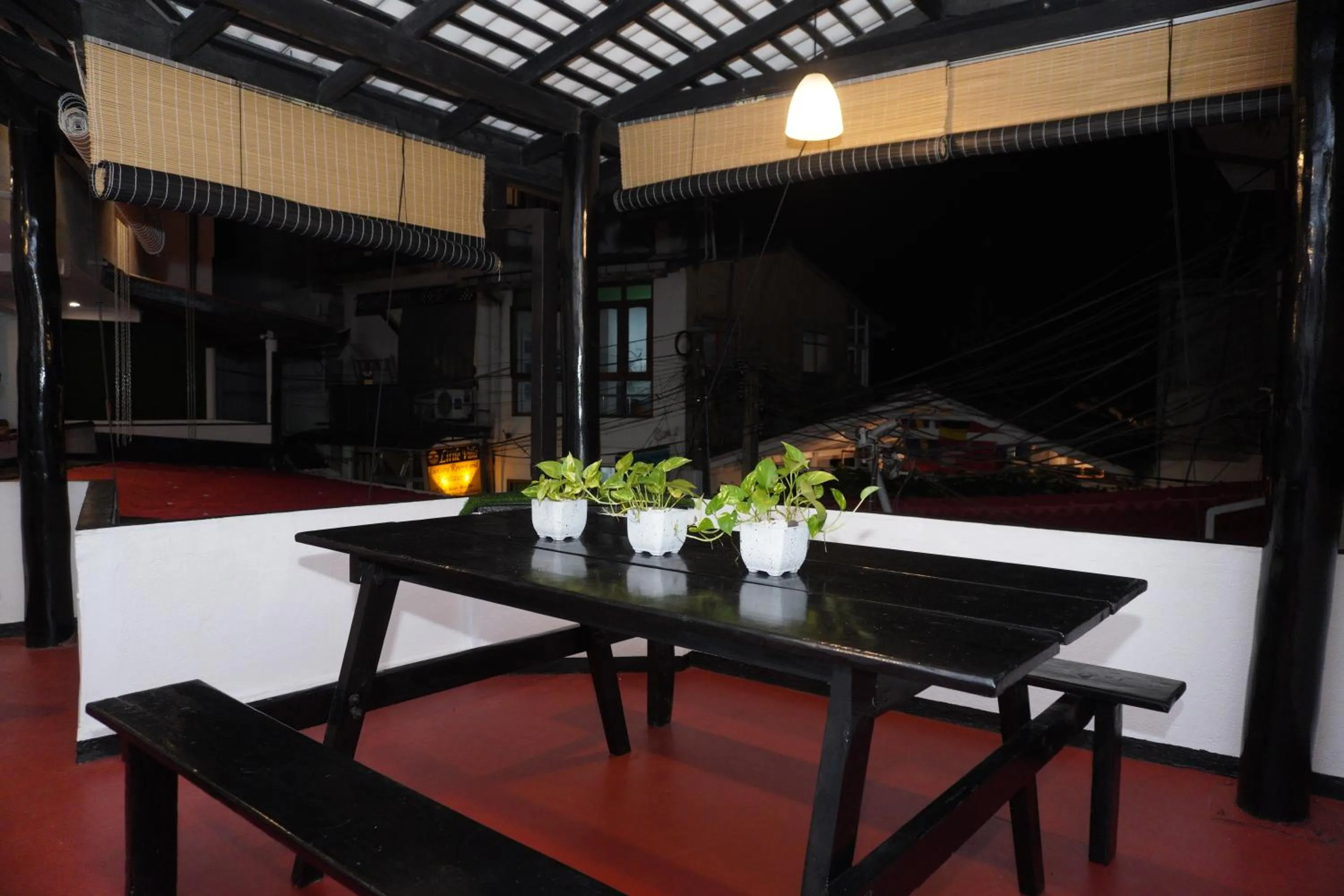 Balcony/Terrace in SURF UNA BEACH HOTEL