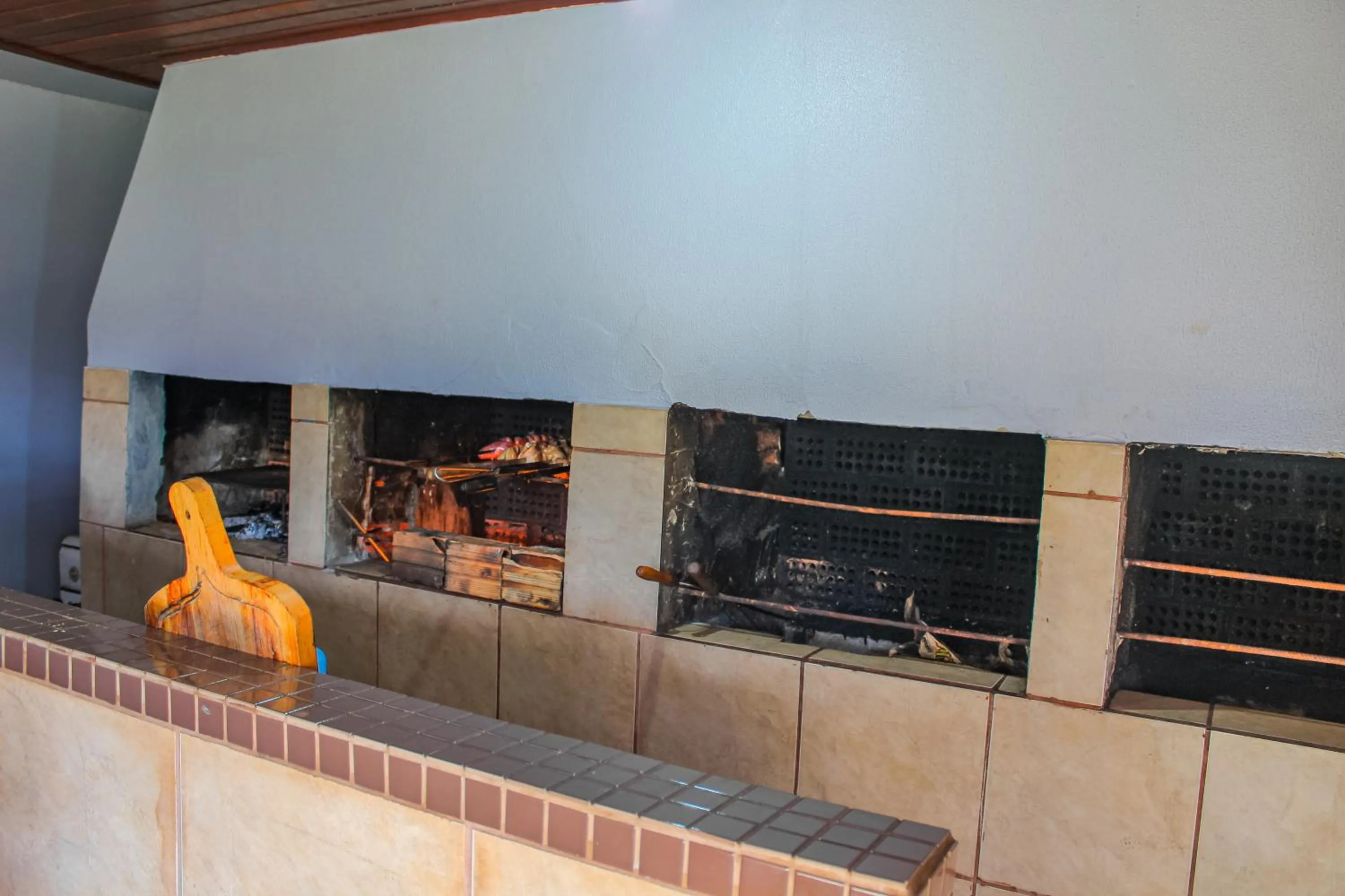 BBQ facilities in Serramar Apart Hotel