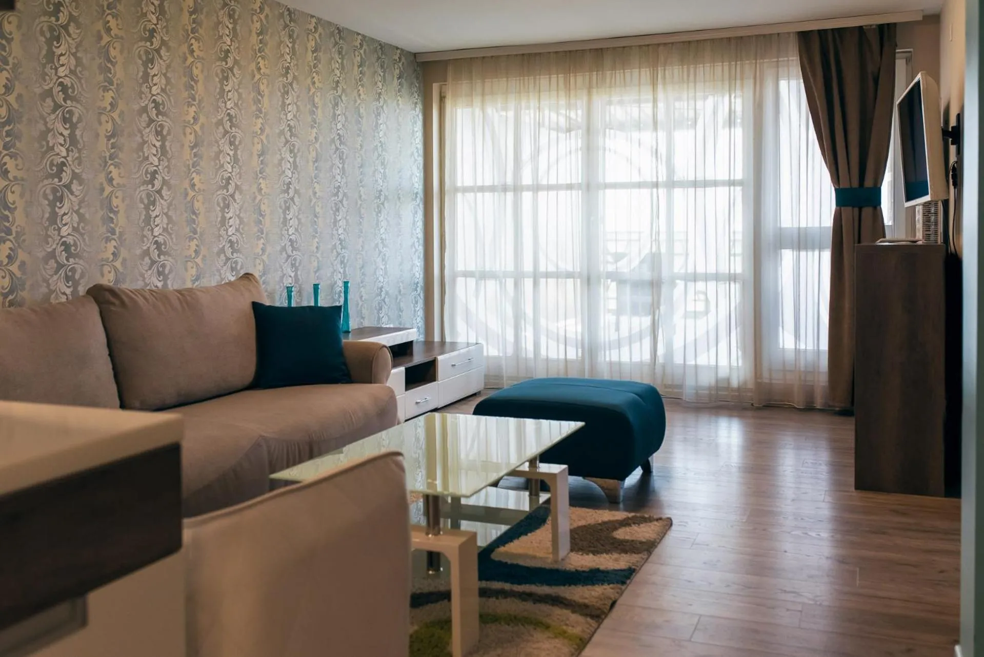 Suite with Hot Tub in Hotel Euforia Lounge