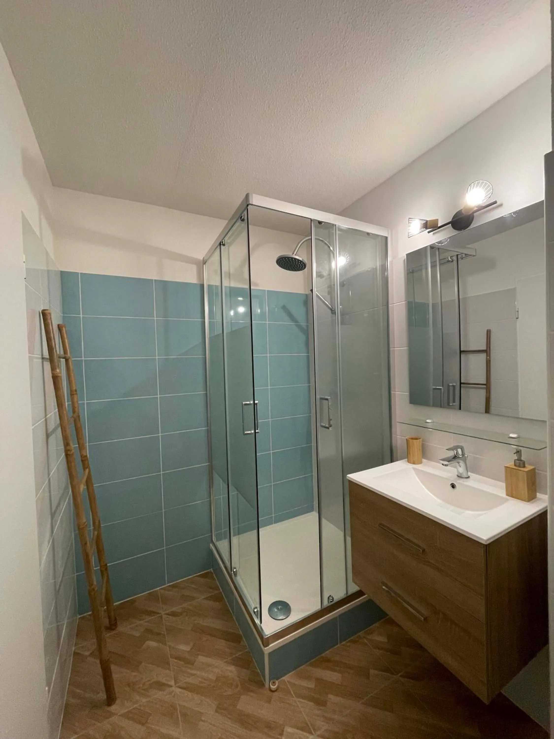 Shower in Appartement tout confort ! Au pied de la plage !
