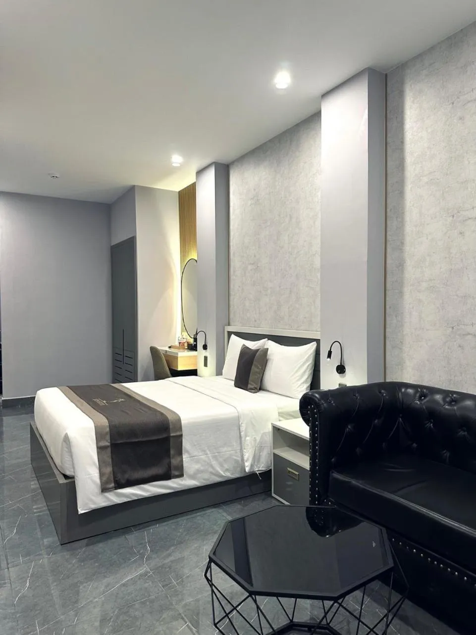 Bedroom, Bed in LION 9 HOTEL