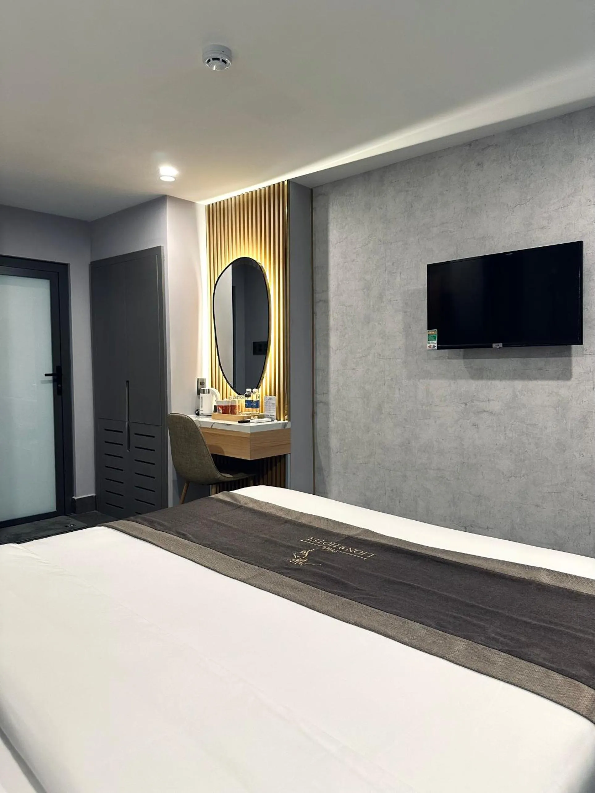 Bedroom, Bed in LION 9 HOTEL