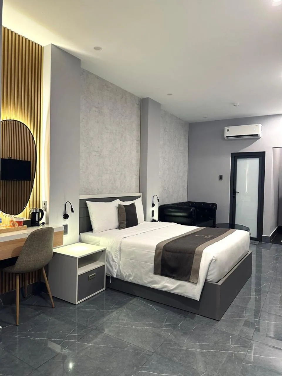 Bedroom, Bed in LION 9 HOTEL