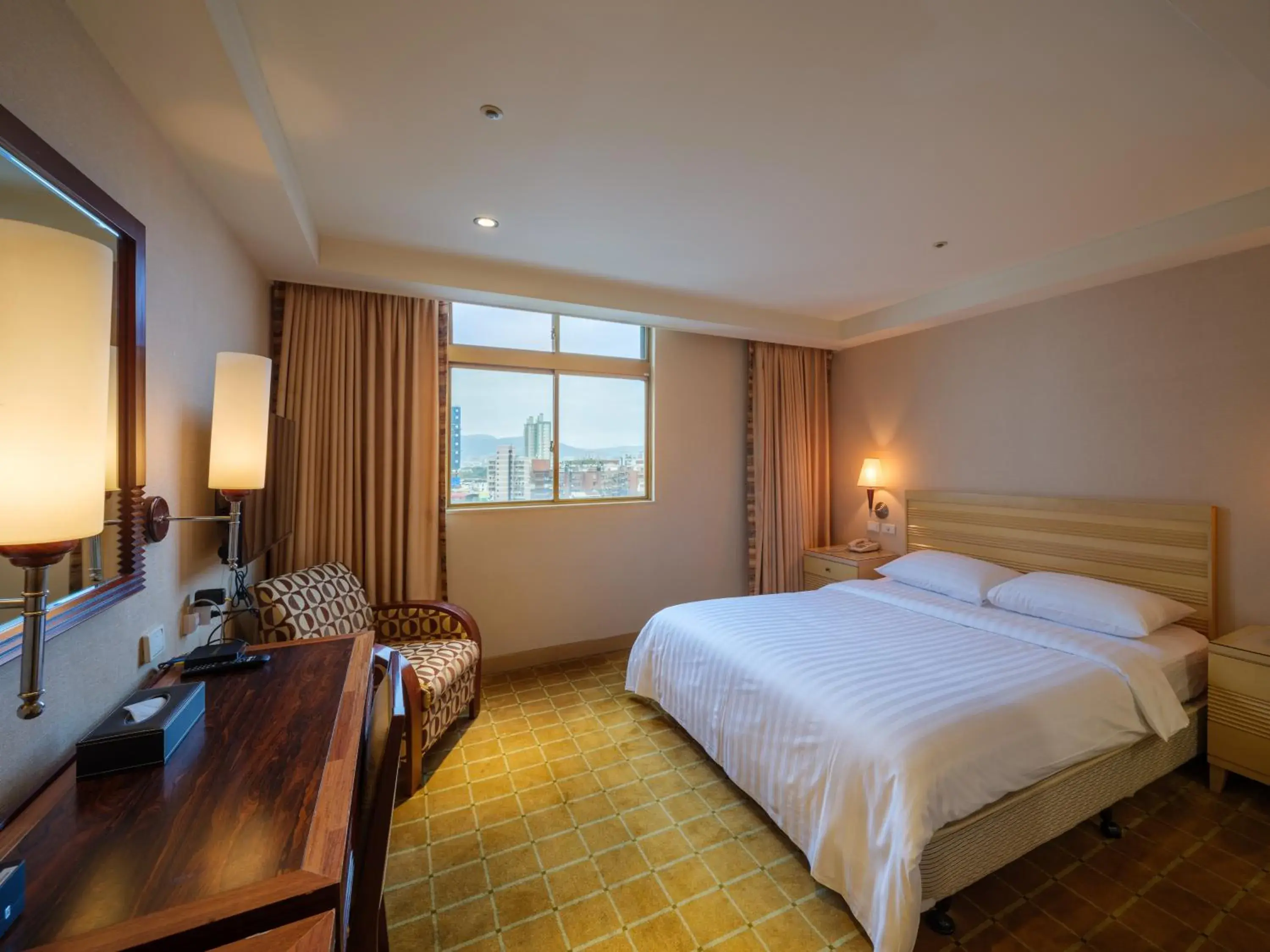 Deluxe Double Room in Rich & Free Hotel - Fuzhong 富逸旅趣-板橋府中館 Deluxe Double Room in Rich & Free Hotel - Fuzhong 富逸旅趣-板橋府中館