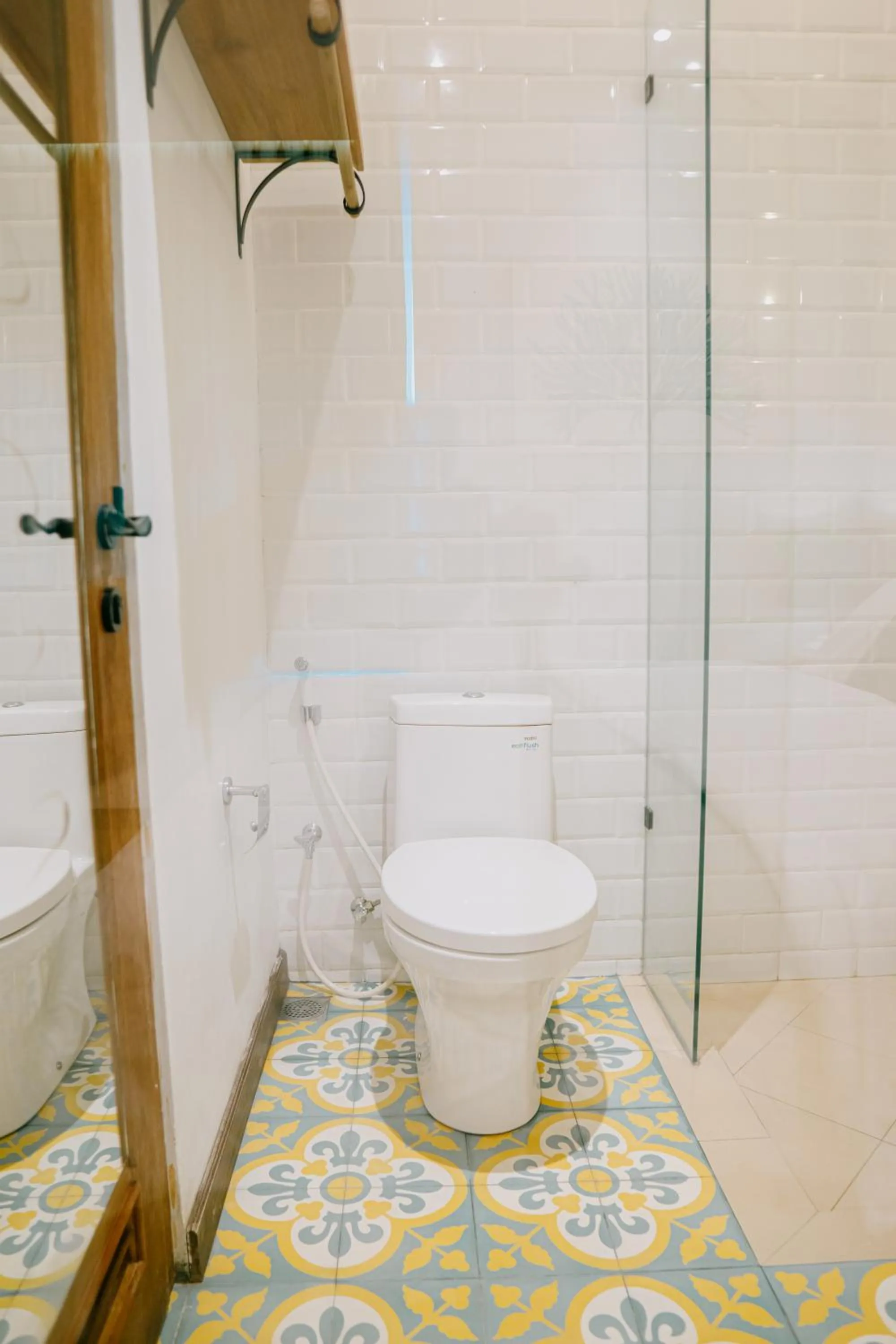 Shower in Casa Amarta Canggu - Boutique Lofts & Detox SPA