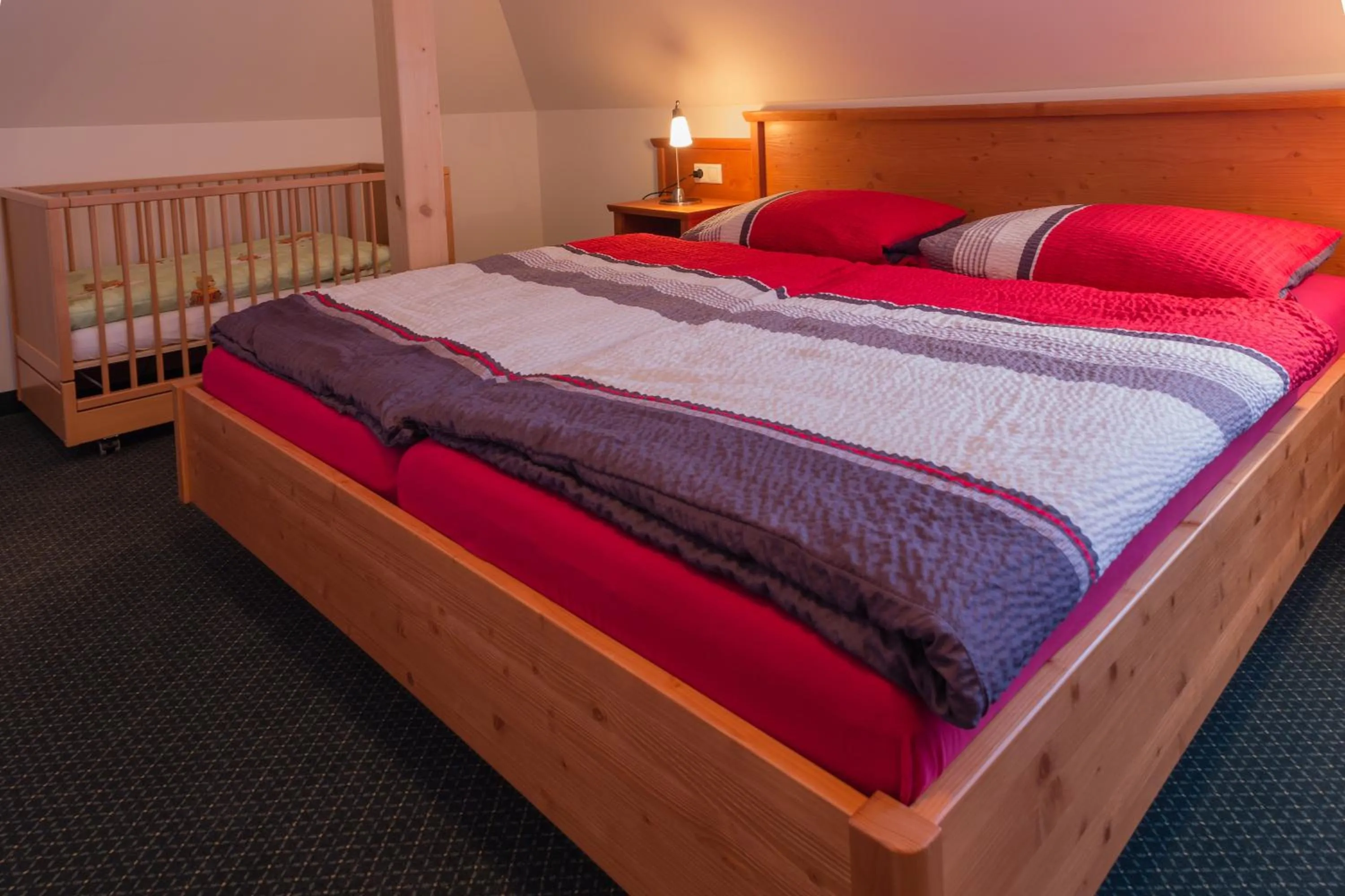 Bedroom, Bed in Pension Am Finkenberg
