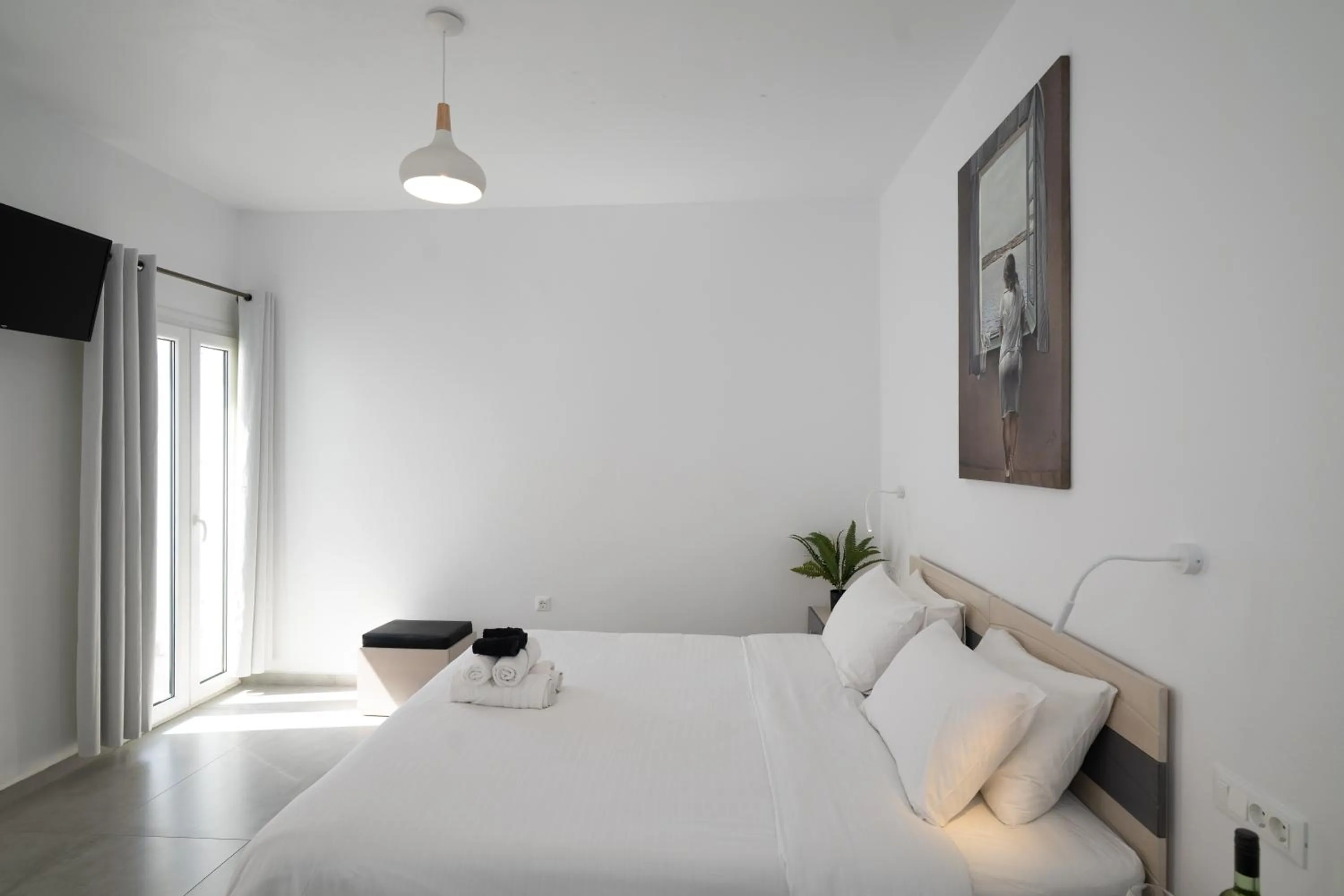 Bed in Eleanna's Mykonos