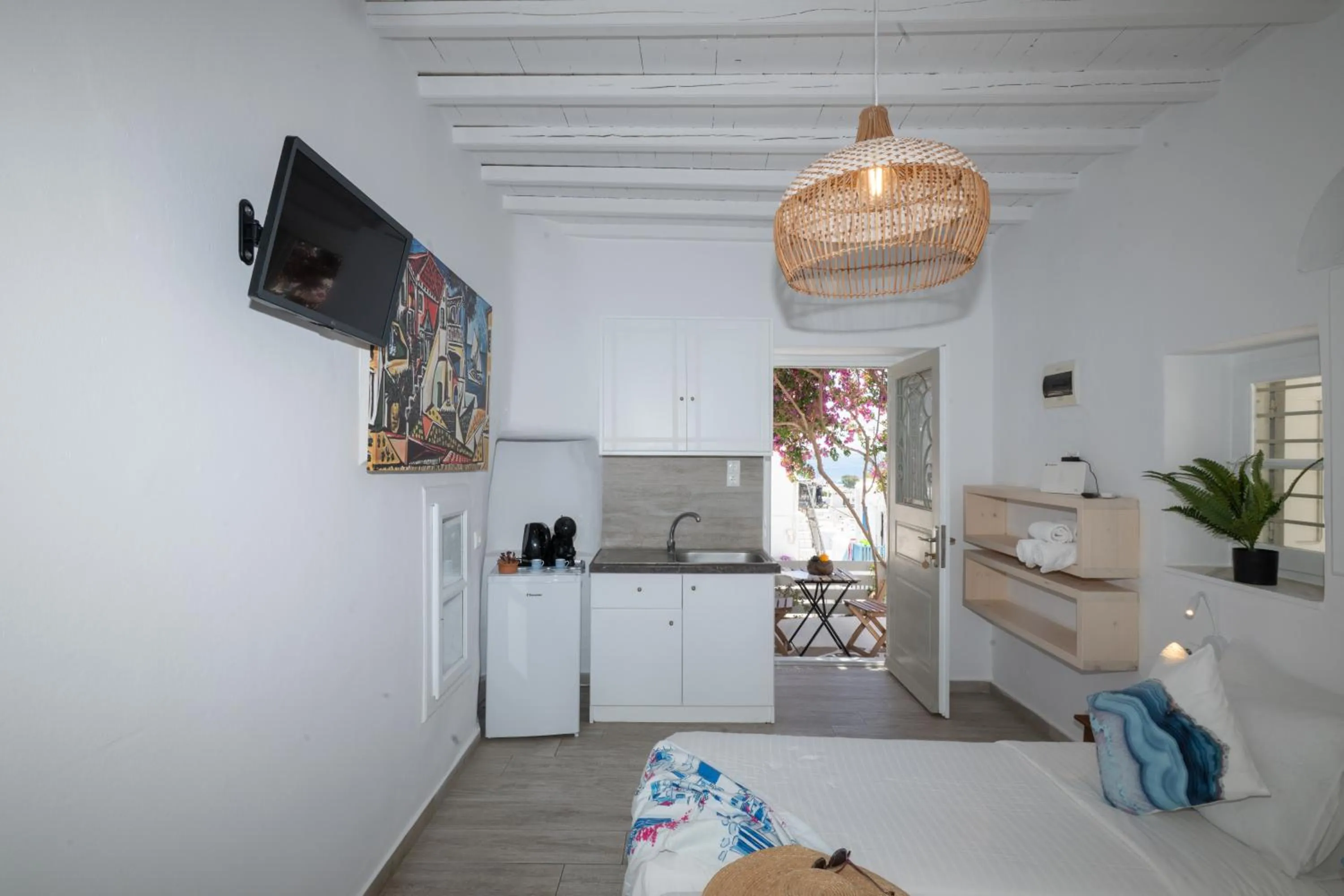 Kitchen or kitchenette in Eleanna's Mykonos