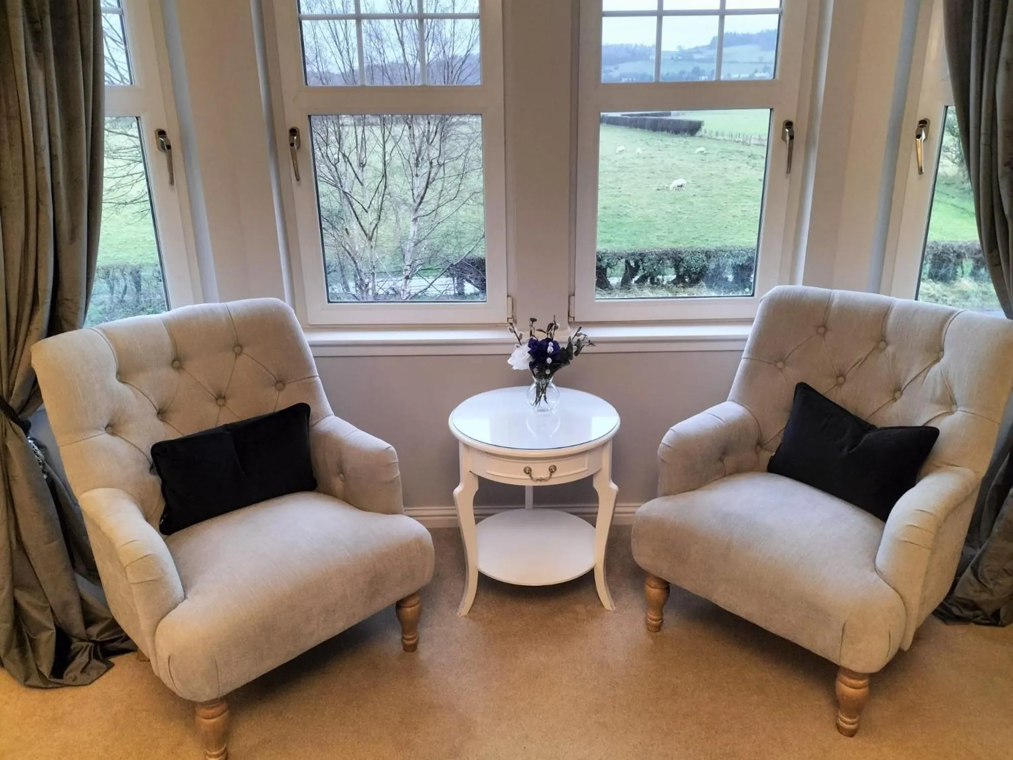 Seating area in Springfield Lodge Bed and Breakfast