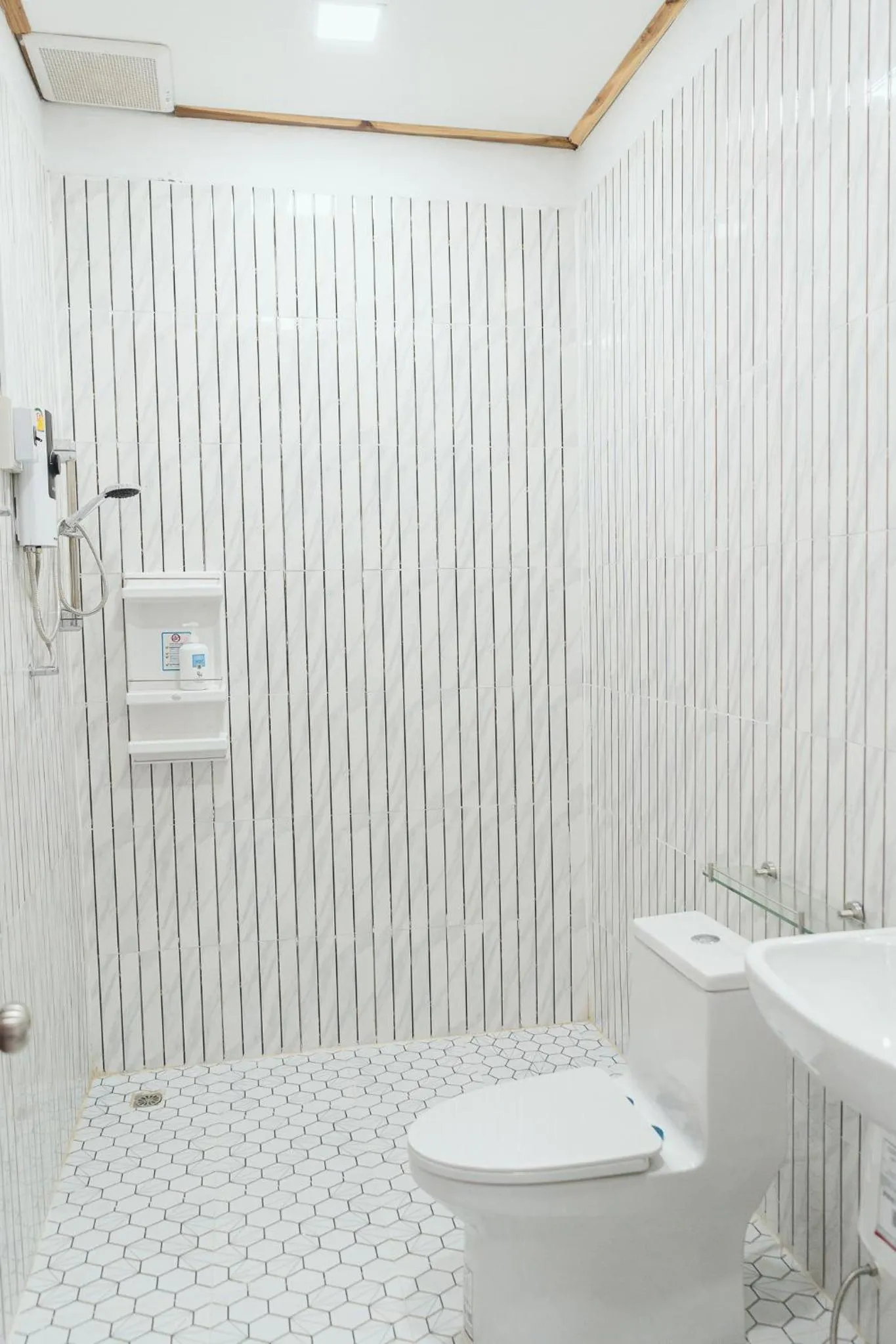 Bathroom in Tulip Hotel