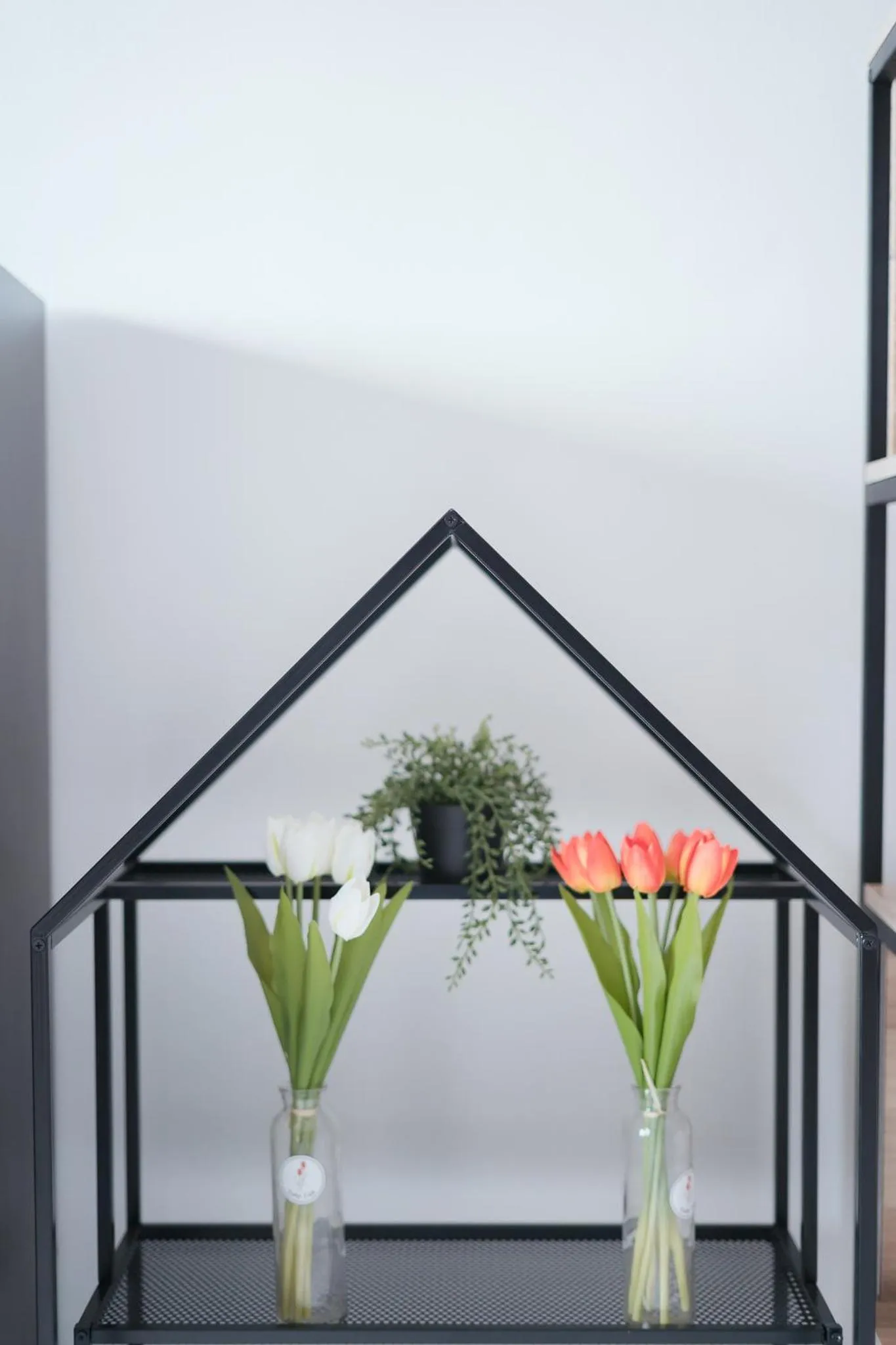 Decorative detail in Tulip Hotel