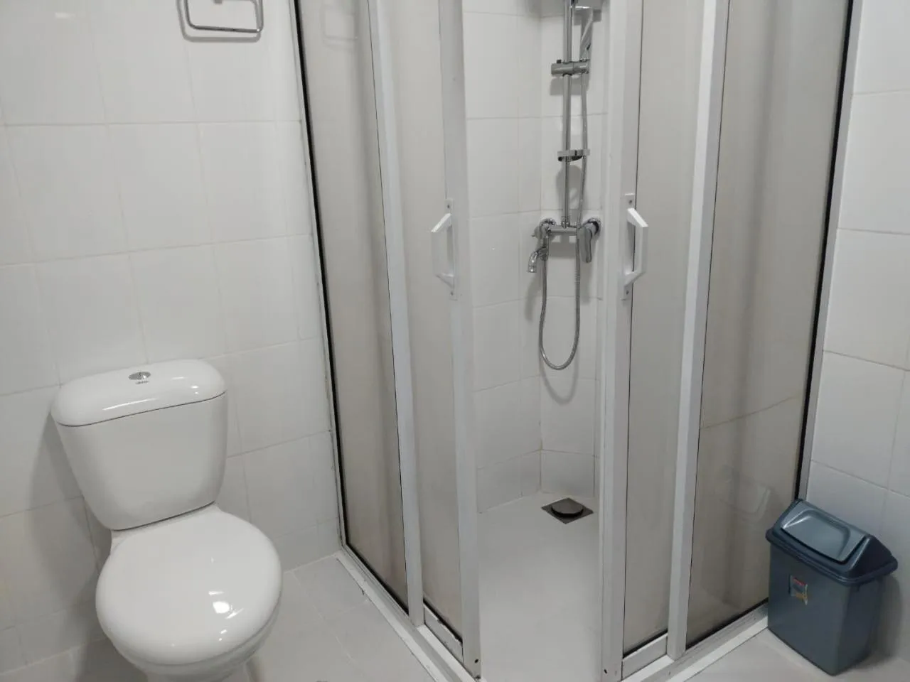 Shower in DALAWELLA BEACH RESORT