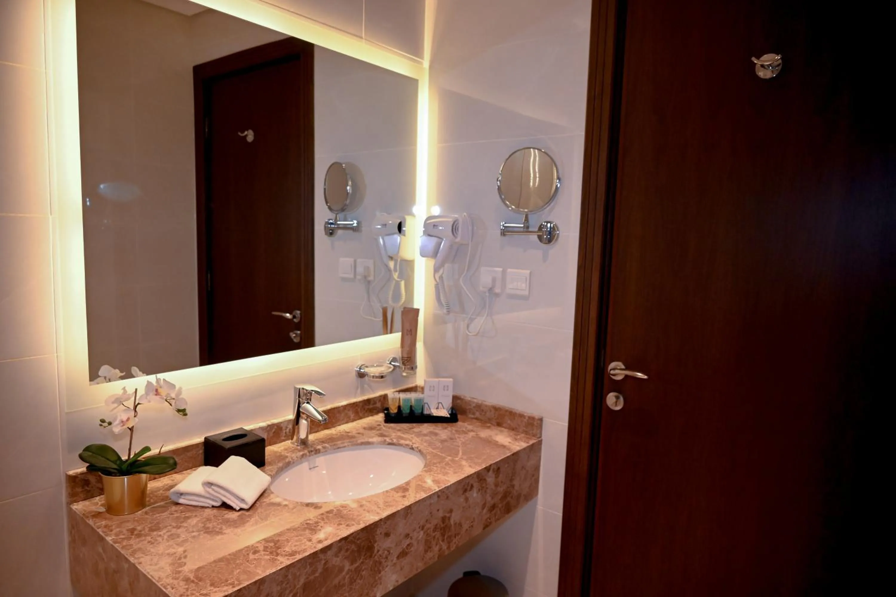 Bathroom in Savoye Hotel