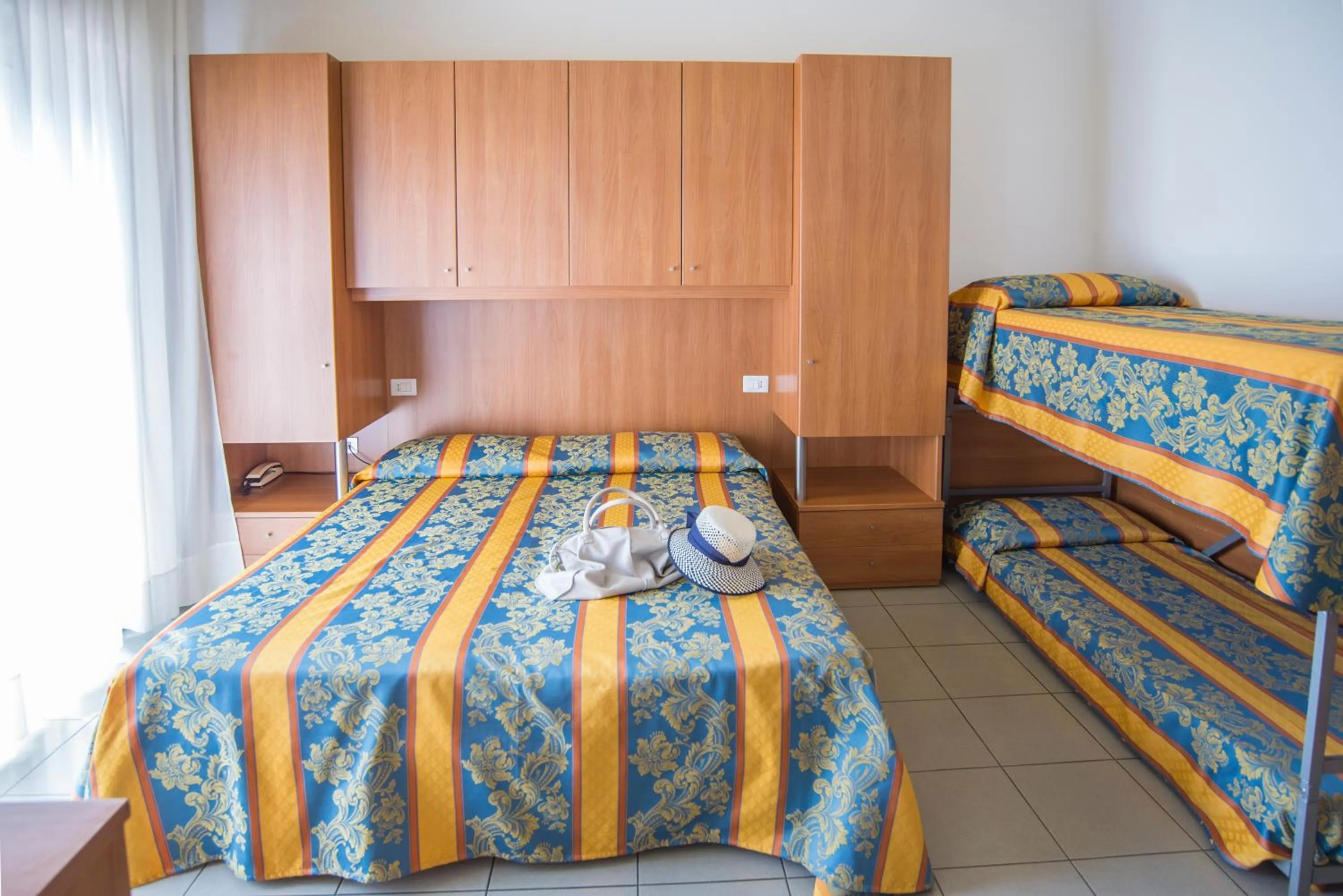 bunk bed, Bed in Pensione Villa Joli