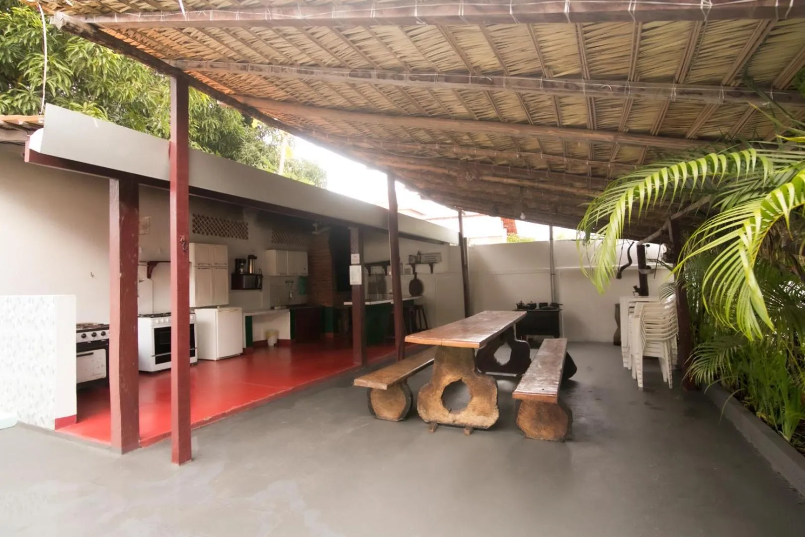 Kitchen or kitchenette in Hotel Coração Verde