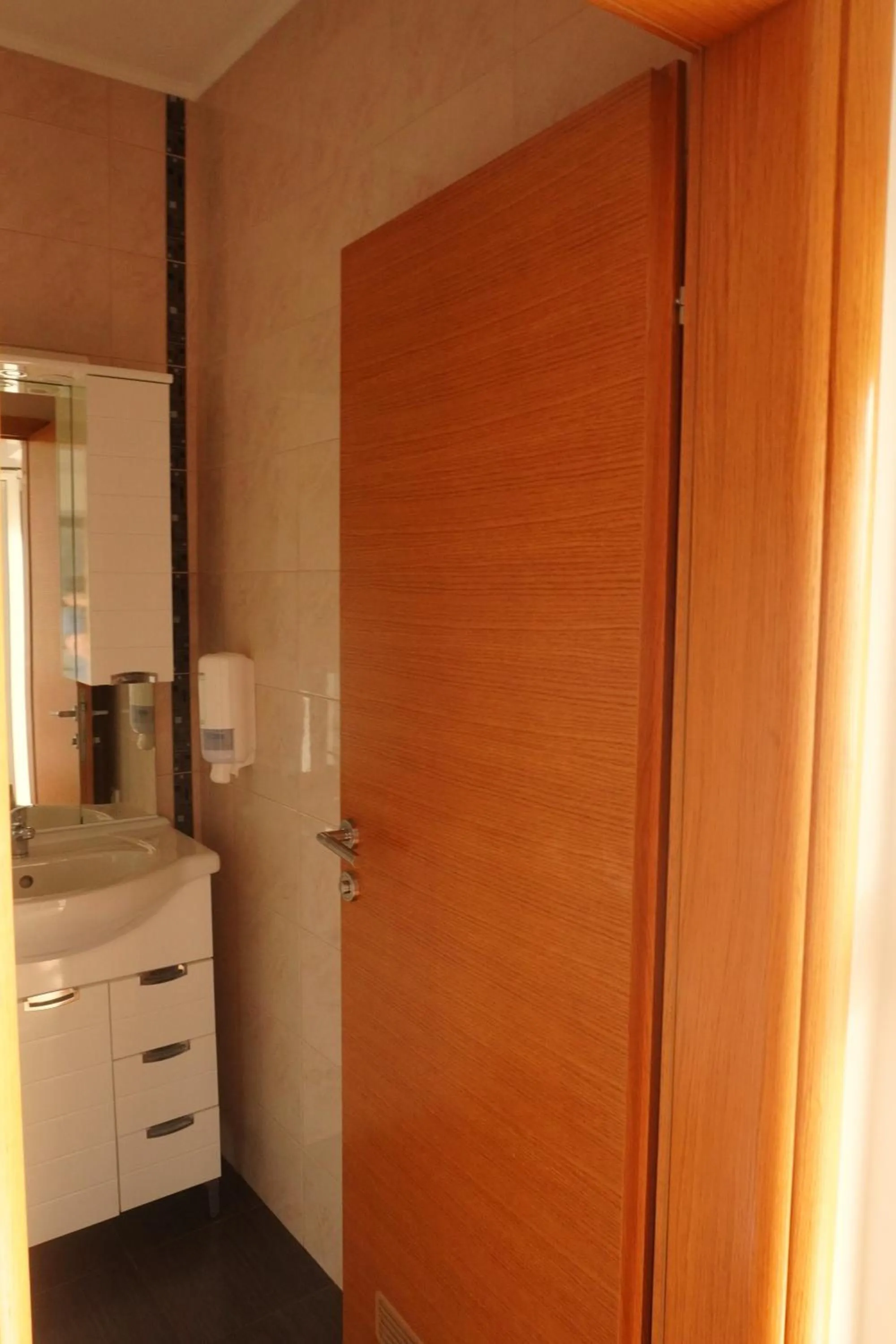 Bathroom in Guest House Maritimo