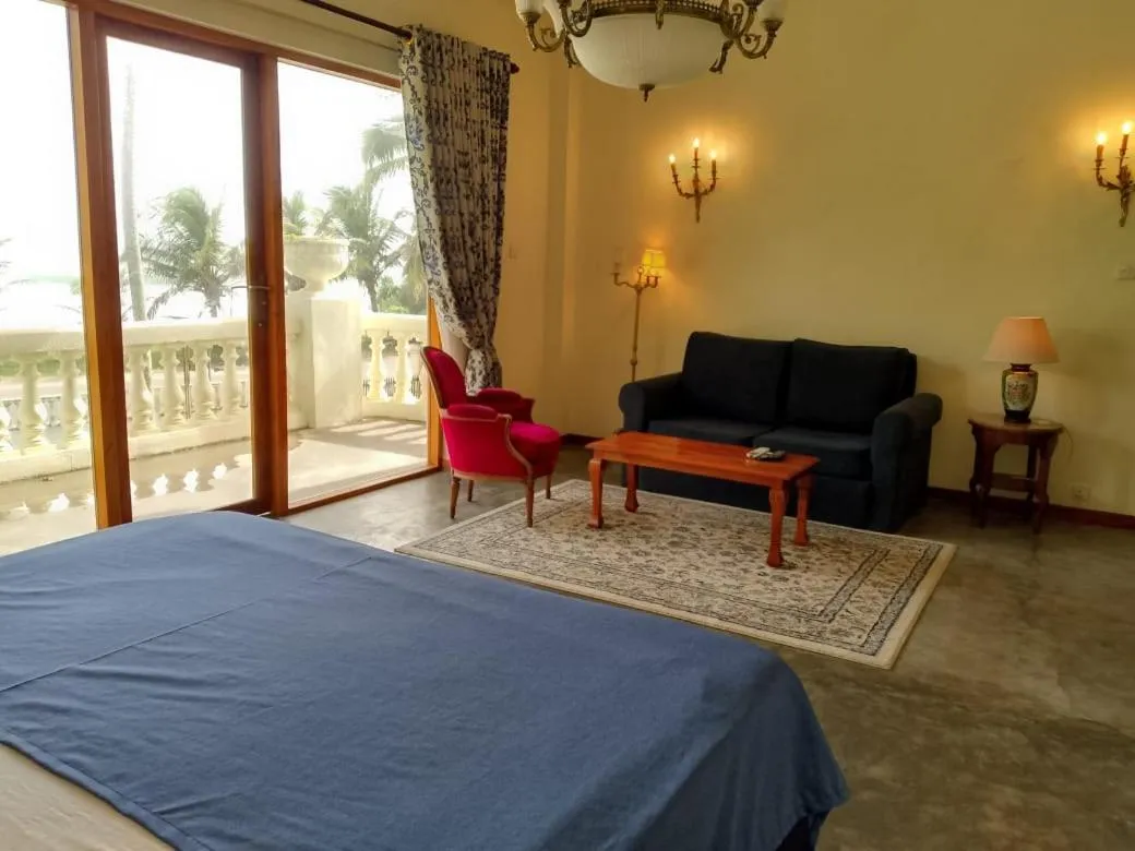 Living room, Bed in Samsara