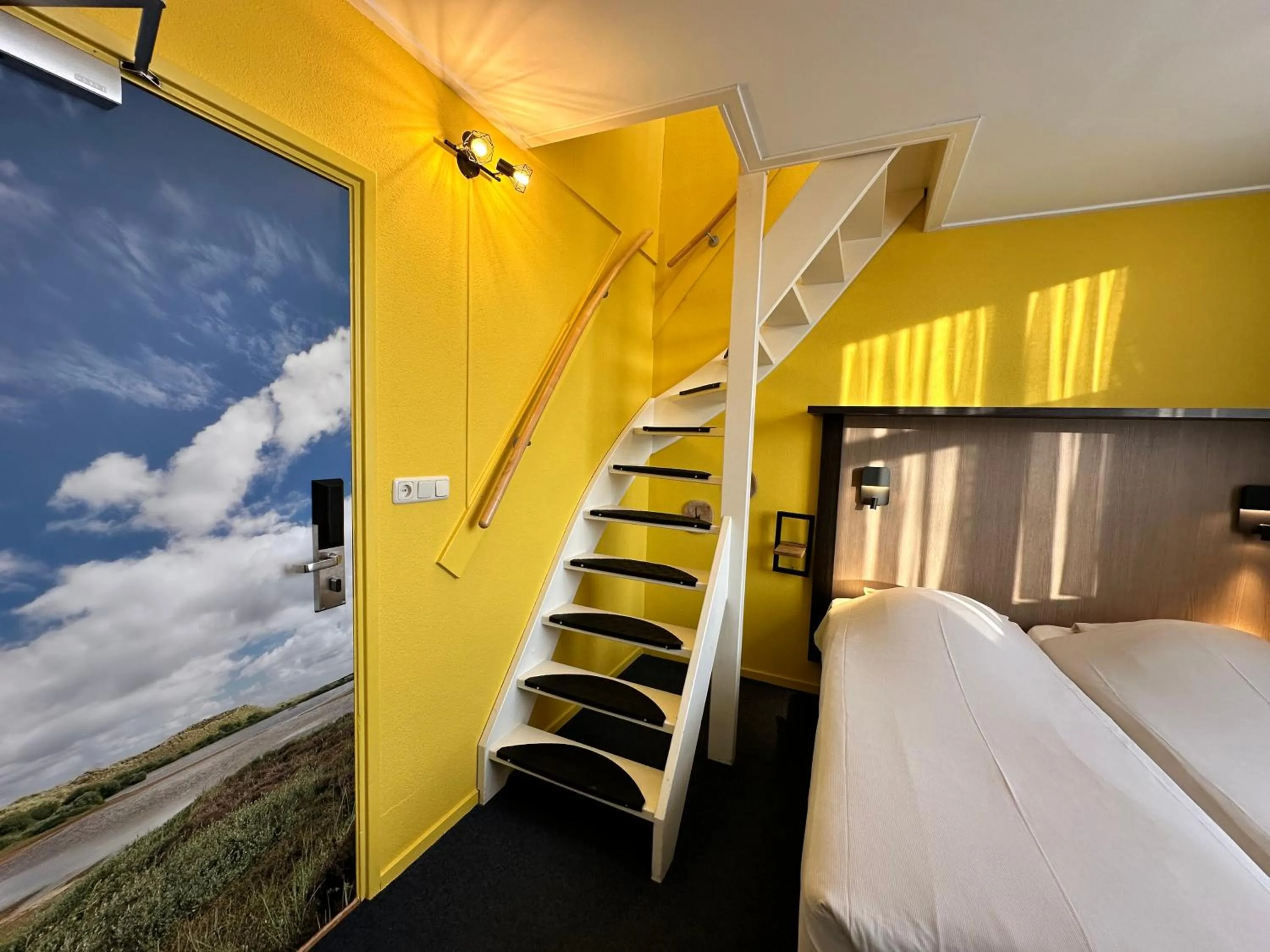 Bedroom, Bed in Hotel Nap