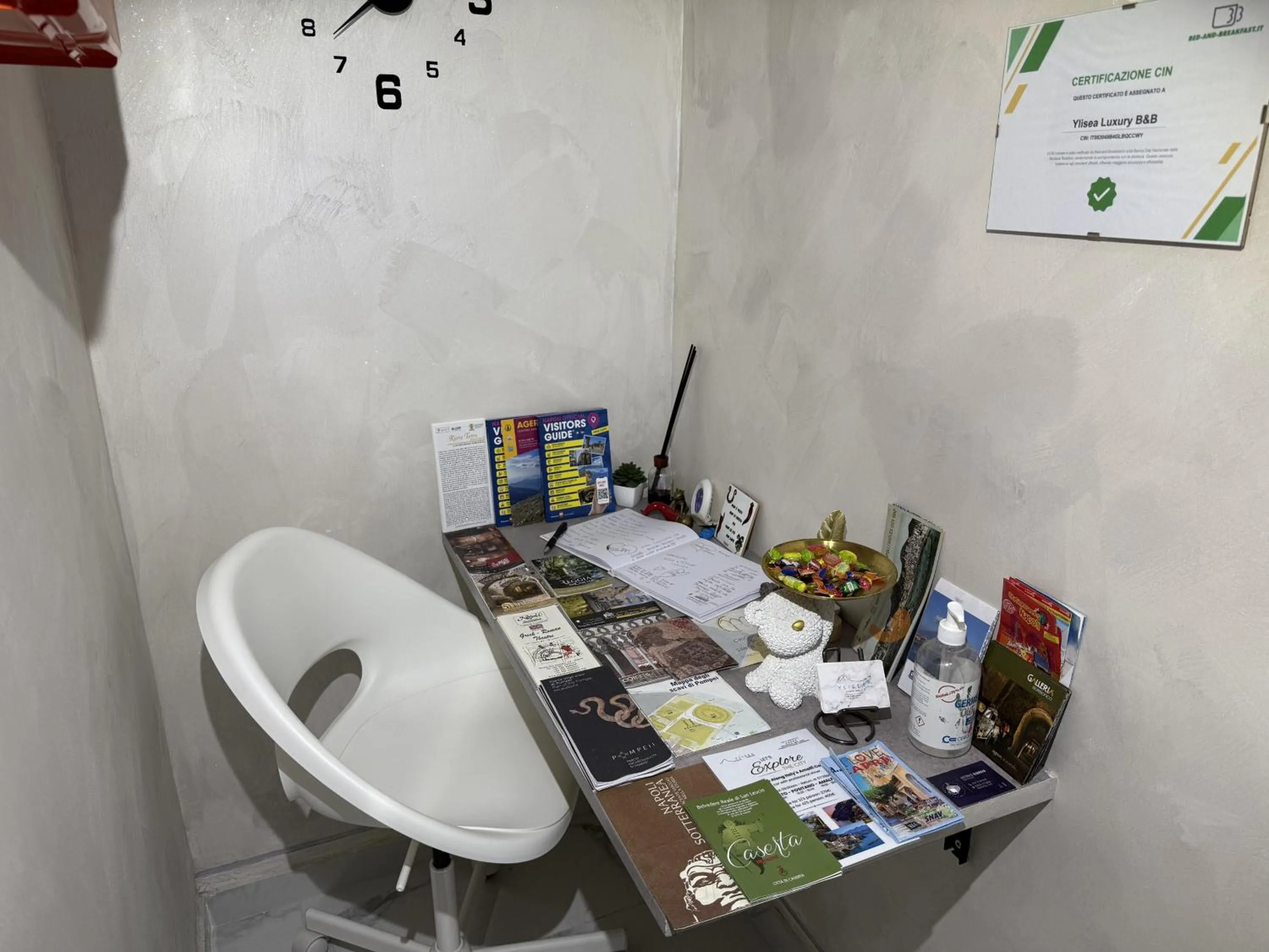 Lobby or reception in Ylisea Luxury B&B